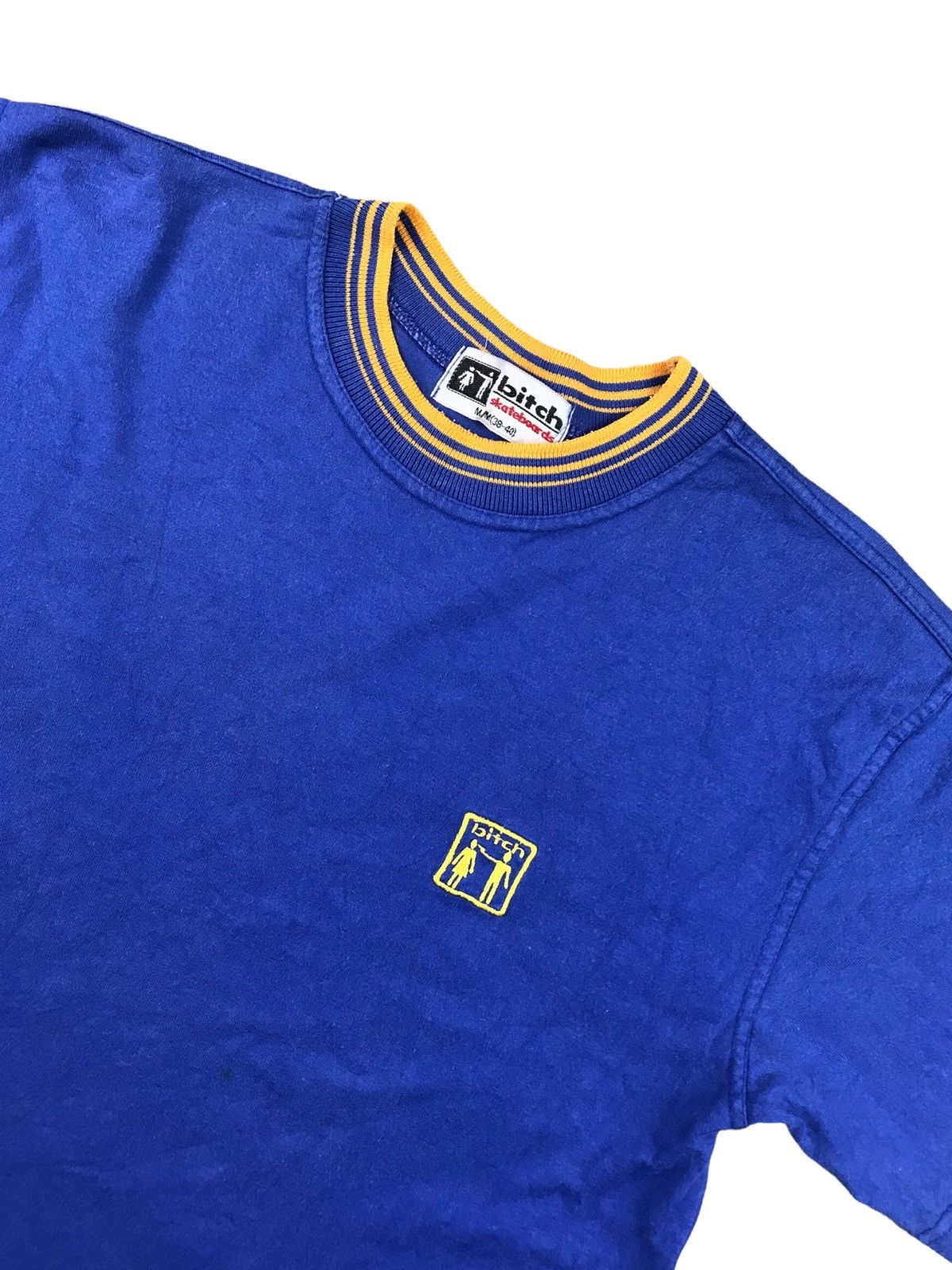 Other VINTAGE 90’s BITCH SKATEBOARDS TEE SHIRTS Size US M / EU 48-50 / 2 - 3 Thumbnail
