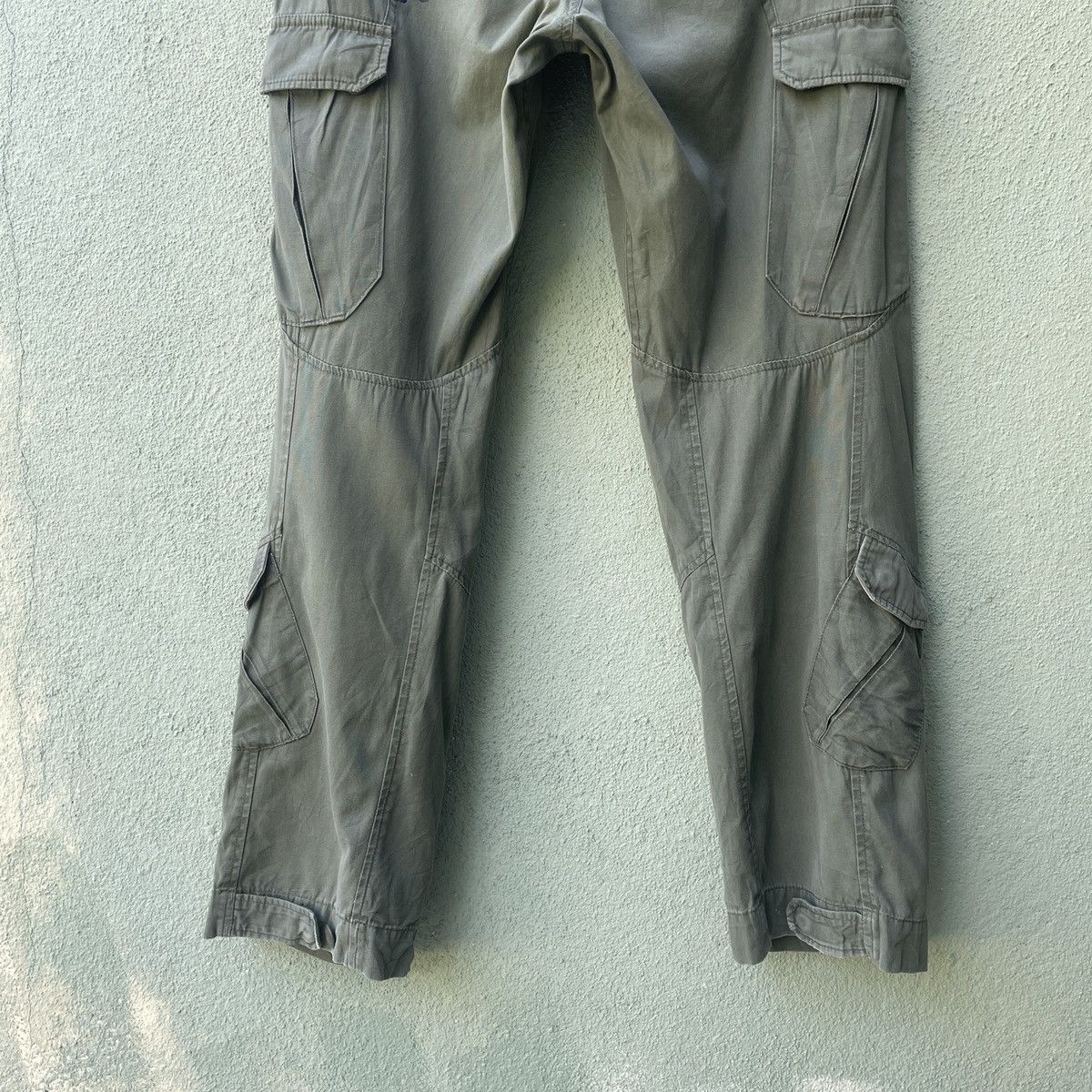 Japanese Brand Vintage ILL’S Utility 10 Pocket Tactical Cargo Pants W32 Size US 32 / EU 48 - 12 Thumbnail