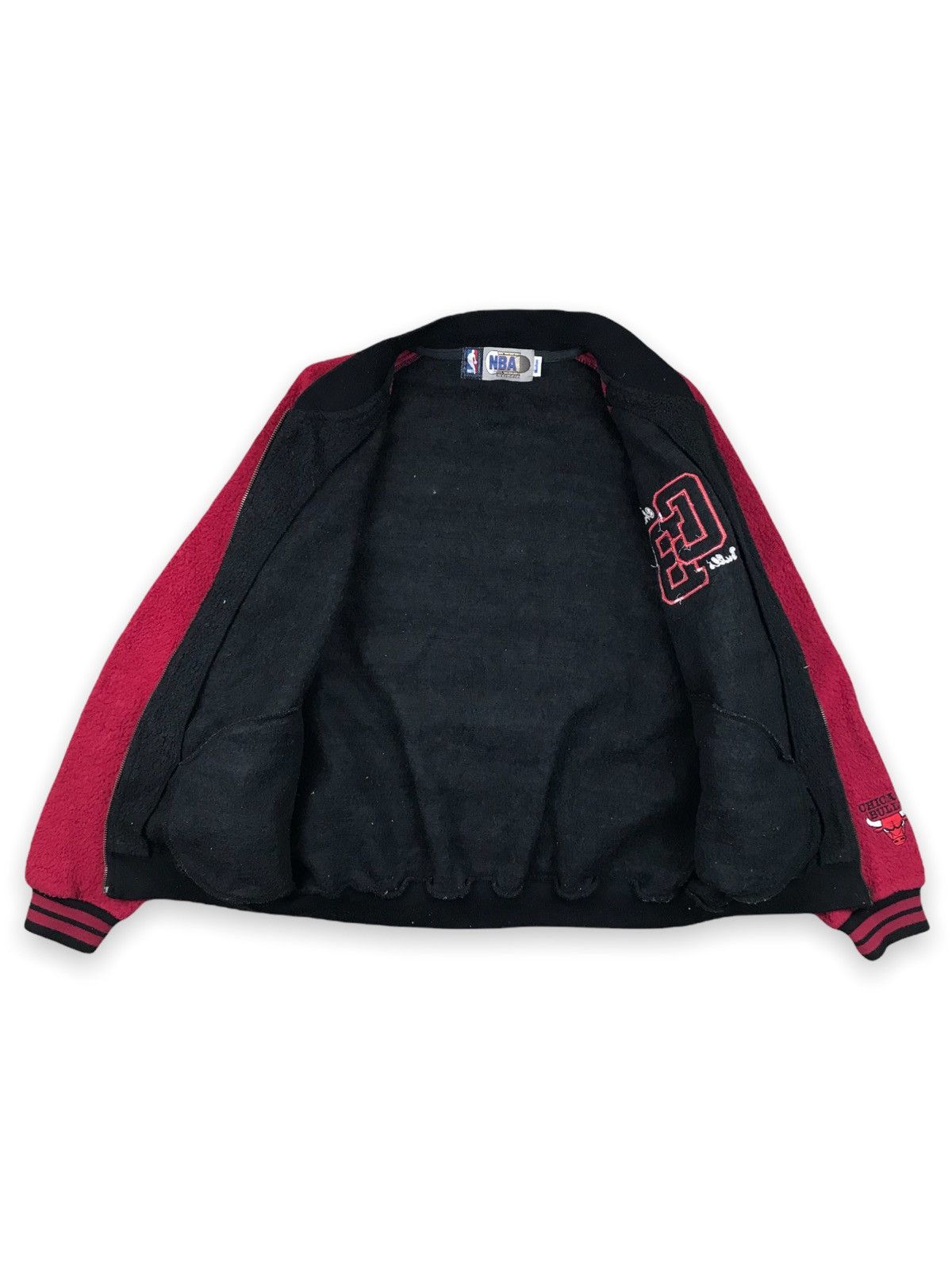 NBA Vintage 90s NBA Classic Chicago Bulls Varsity Jacket Size US M / EU 48-50 / 2 - 3 Thumbnail
