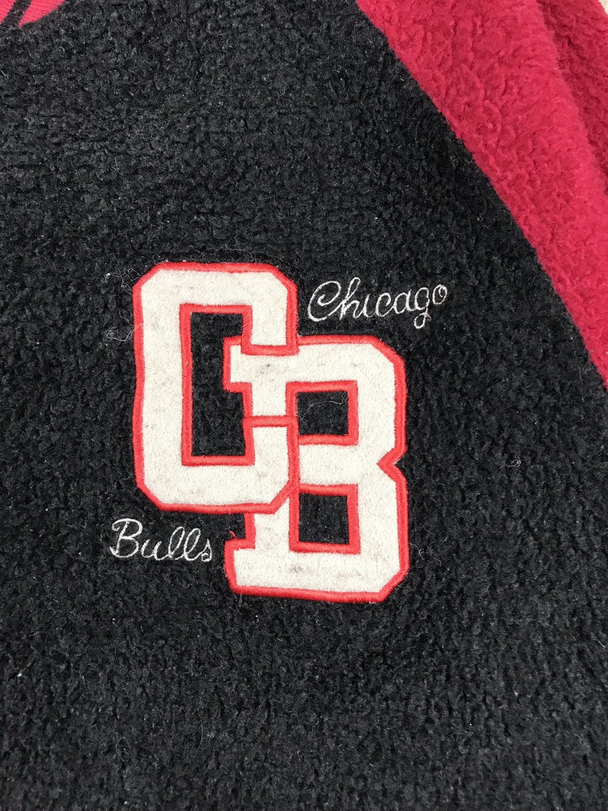 NBA Vintage 90s NBA Classic Chicago Bulls Varsity Jacket Size US M / EU 48-50 / 2 - 7 Thumbnail
