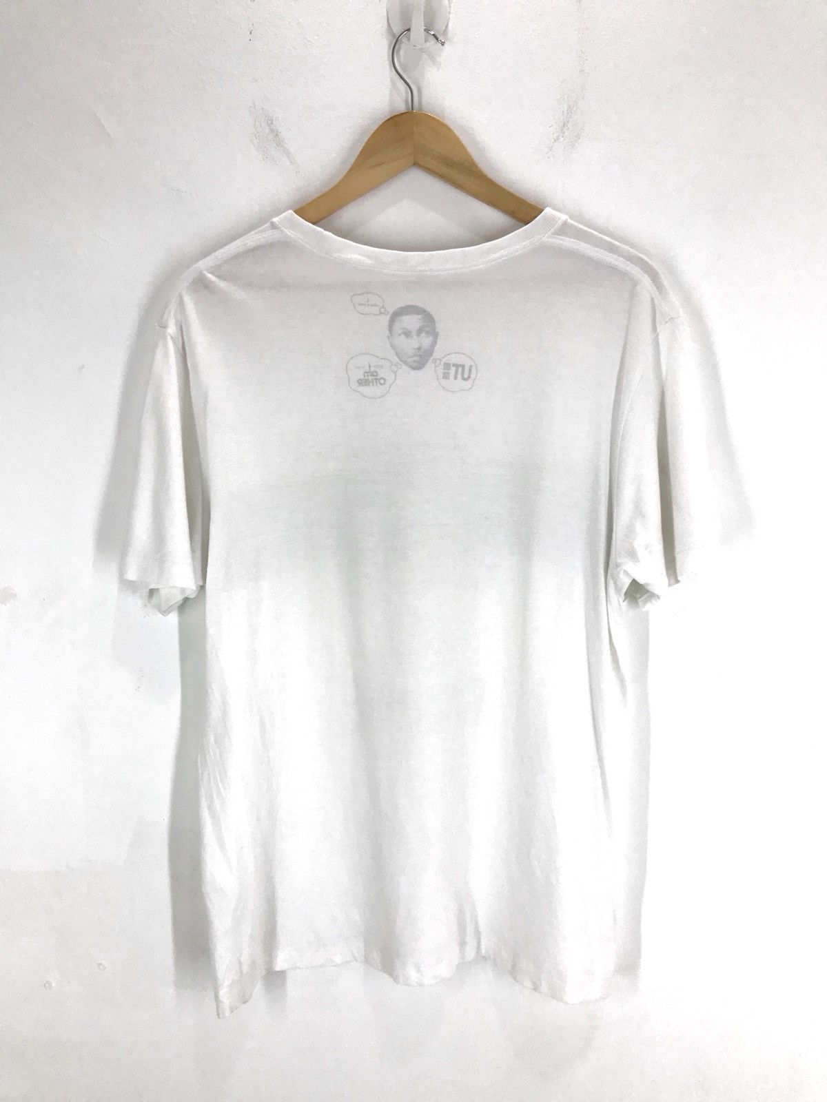 Pharrell × Uniqlo PHARRELL WILLIAMS The Same Is Lame Shirt Size US L / EU 52-54 / 3 - 5 Thumbnail