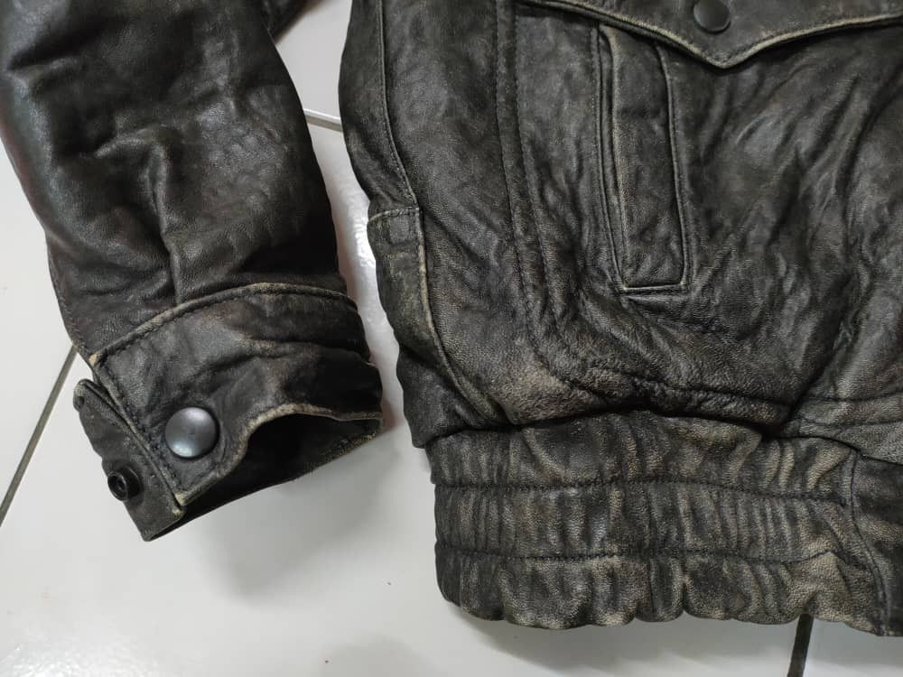Vintage Vintage Airforce Leather Bomber Jacket Size US M / EU 48-50 / 2 - 2 Thumbnail