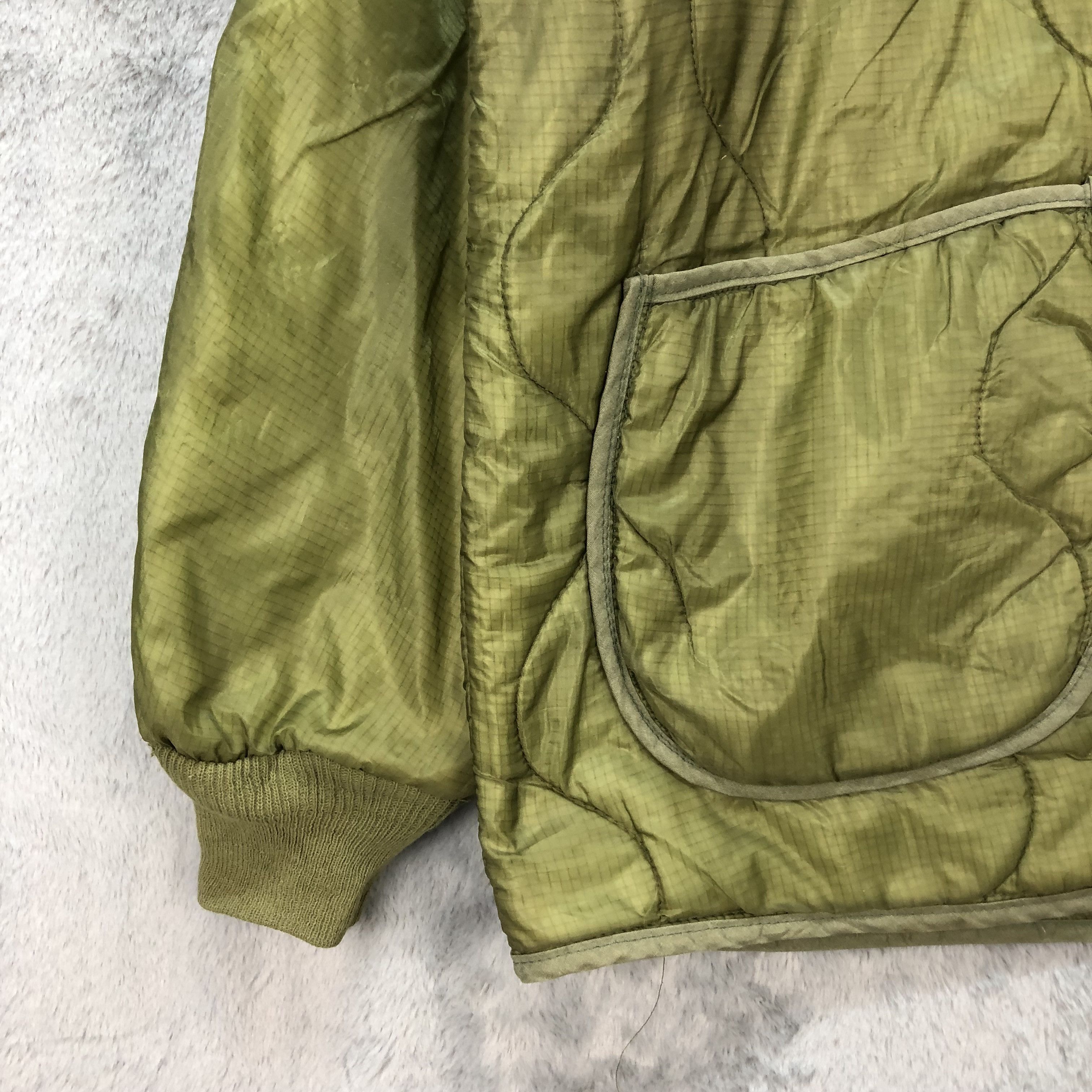 Alpha Industries VINTAGE ALPHA INDUSTRIES MILITARY LINER JACKET #5529-195 Size US L / EU 52-54 / 3 - 6 Thumbnail