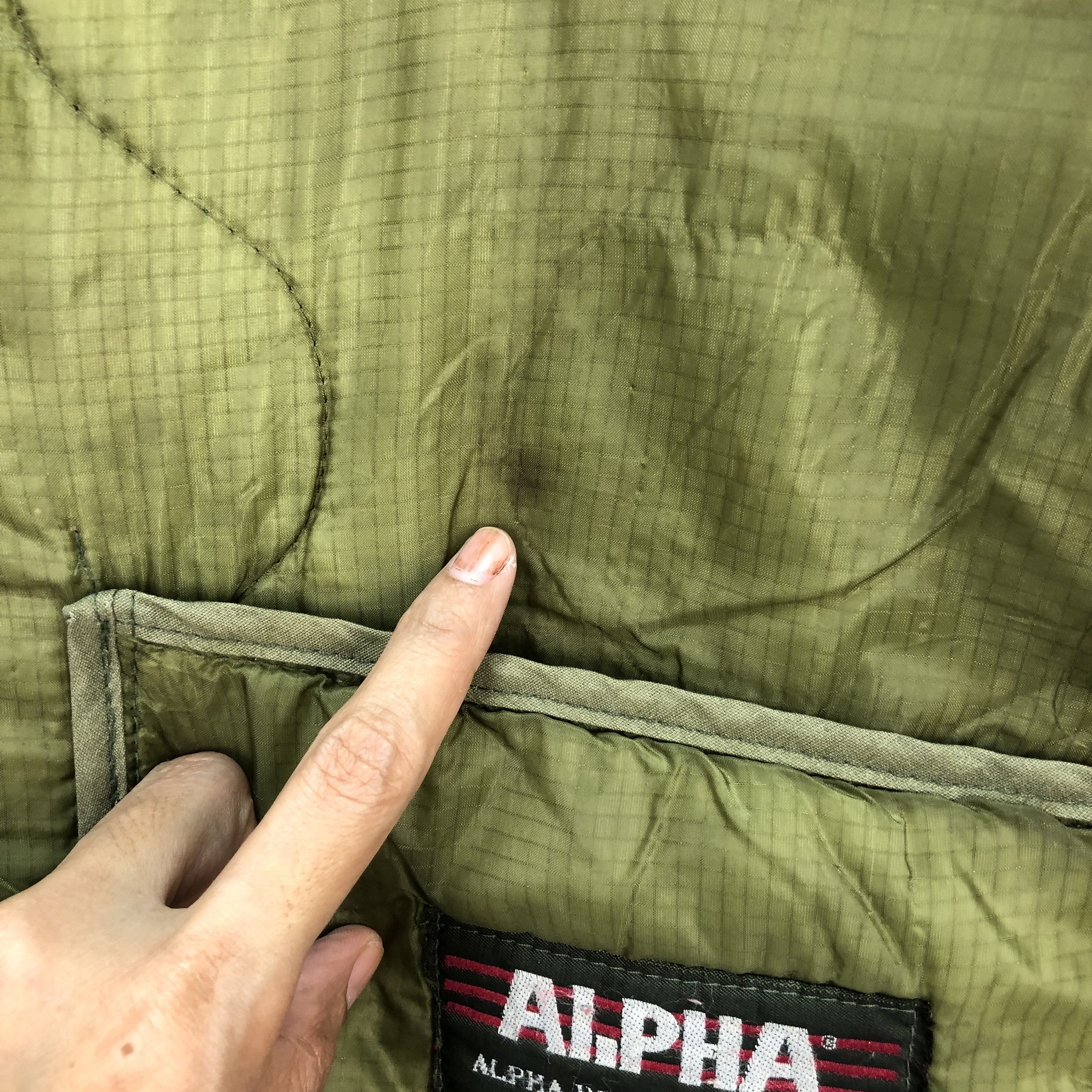 Alpha Industries VINTAGE ALPHA INDUSTRIES MILITARY LINER JACKET #5529-195 Size US L / EU 52-54 / 3 - 9 Thumbnail
