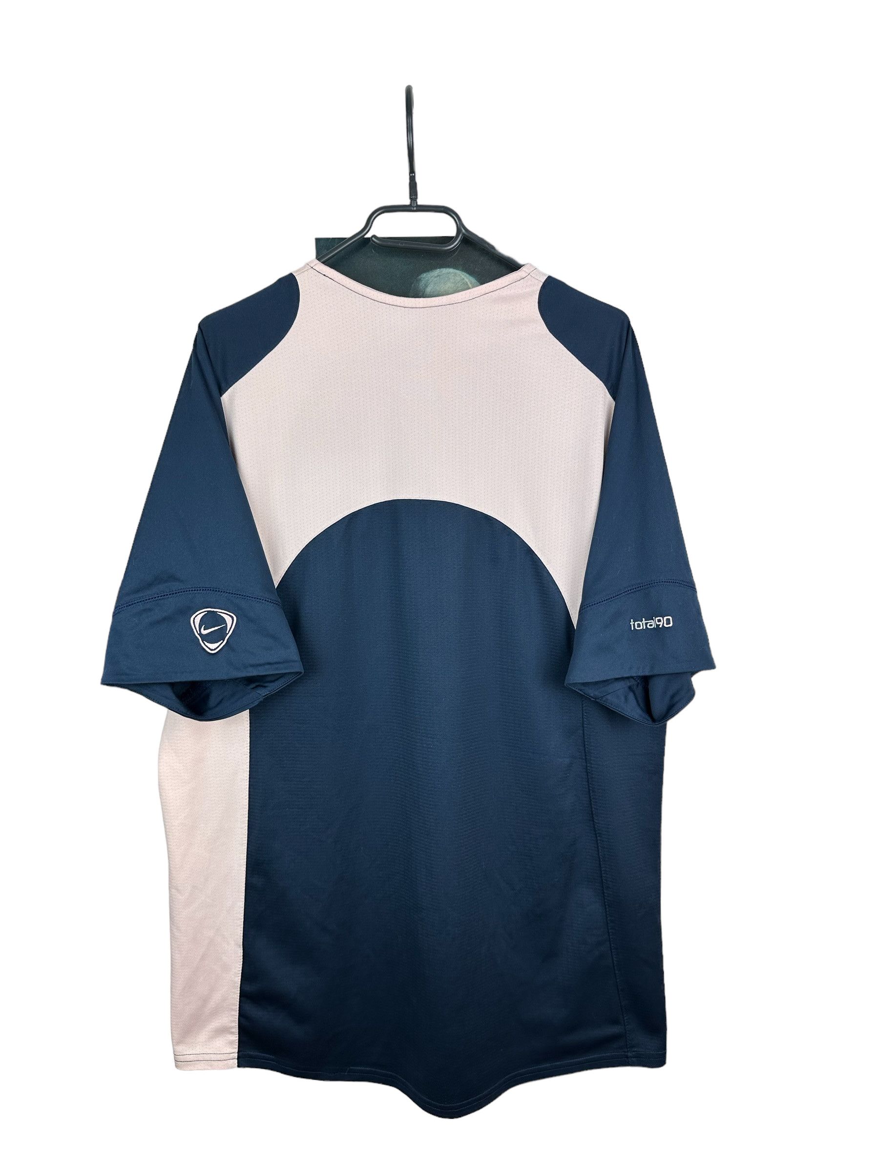 Nike Vintage Nike Total 90 Juventus Football Shirt Tee Y2K Hype Size US L / EU 52-54 / 3 - 10 Thumbnail