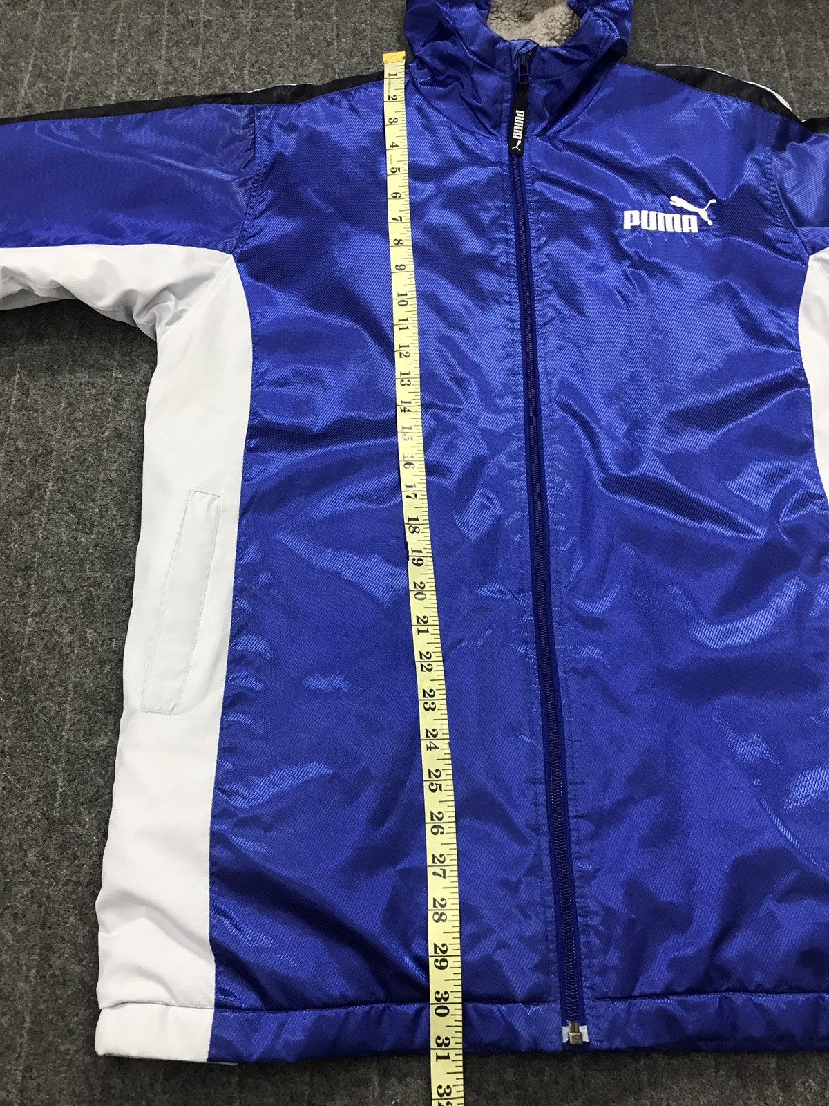 Puma Vintage Puma Winter Wear Jacket Hoodie Size US L / EU 52-54 / 3 - 14 Thumbnail