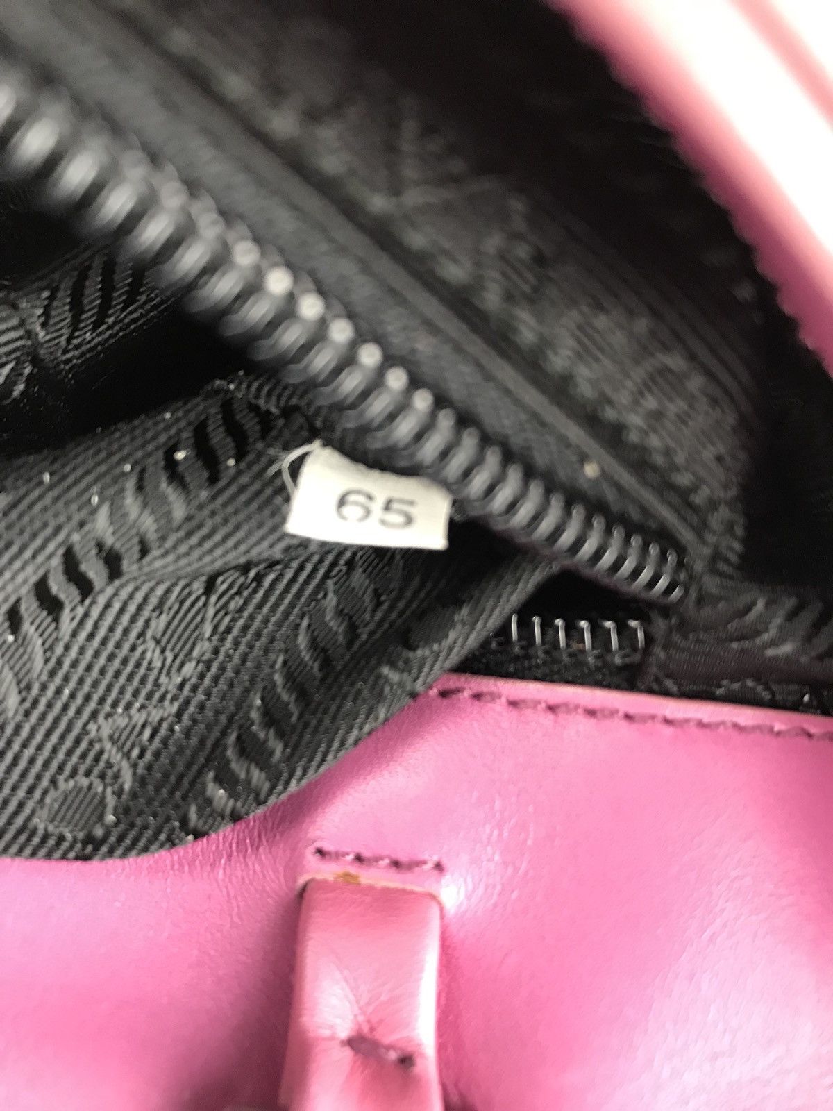 Prada × Vintage ❌Last Drop❌ 🔥Rare🔥Authentic Prada Pink Shoulder Bag Size ONE SIZE - 16 Thumbnail