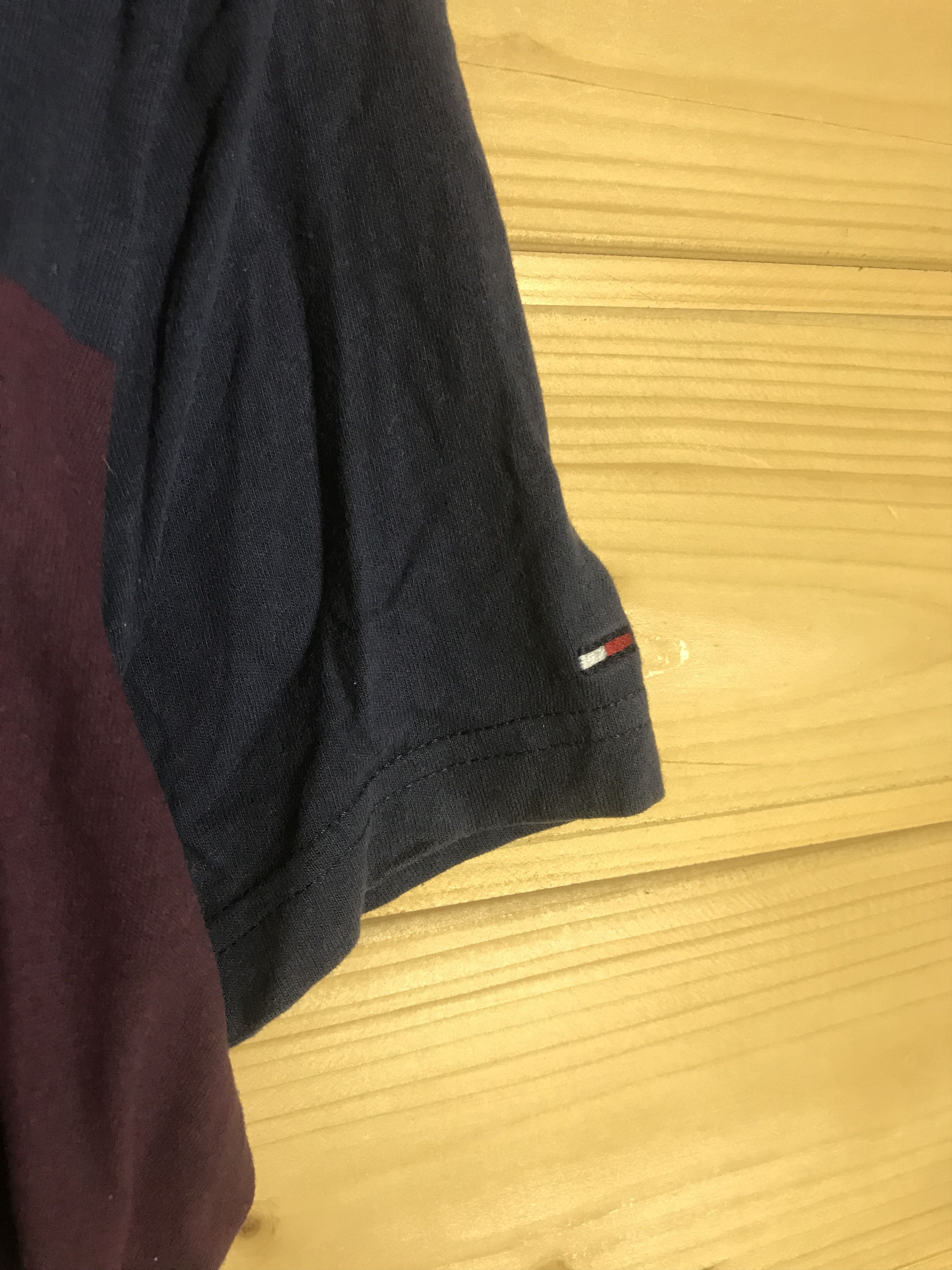 Tommy Hilfiger Tommy Hilfiger big logo tee Size US S / EU 44-46 / 1 - 2 Thumbnail