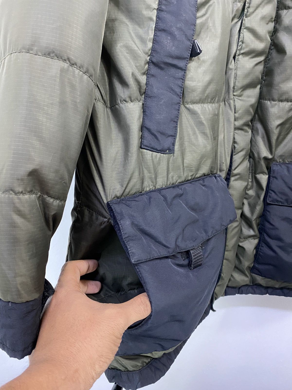 Tommy Hilfiger VTG Tommy Hilfiger Puffer Jacket With Rare Hoodies 4 Pocket Size US XL / EU 56 / 4 - 6 Thumbnail