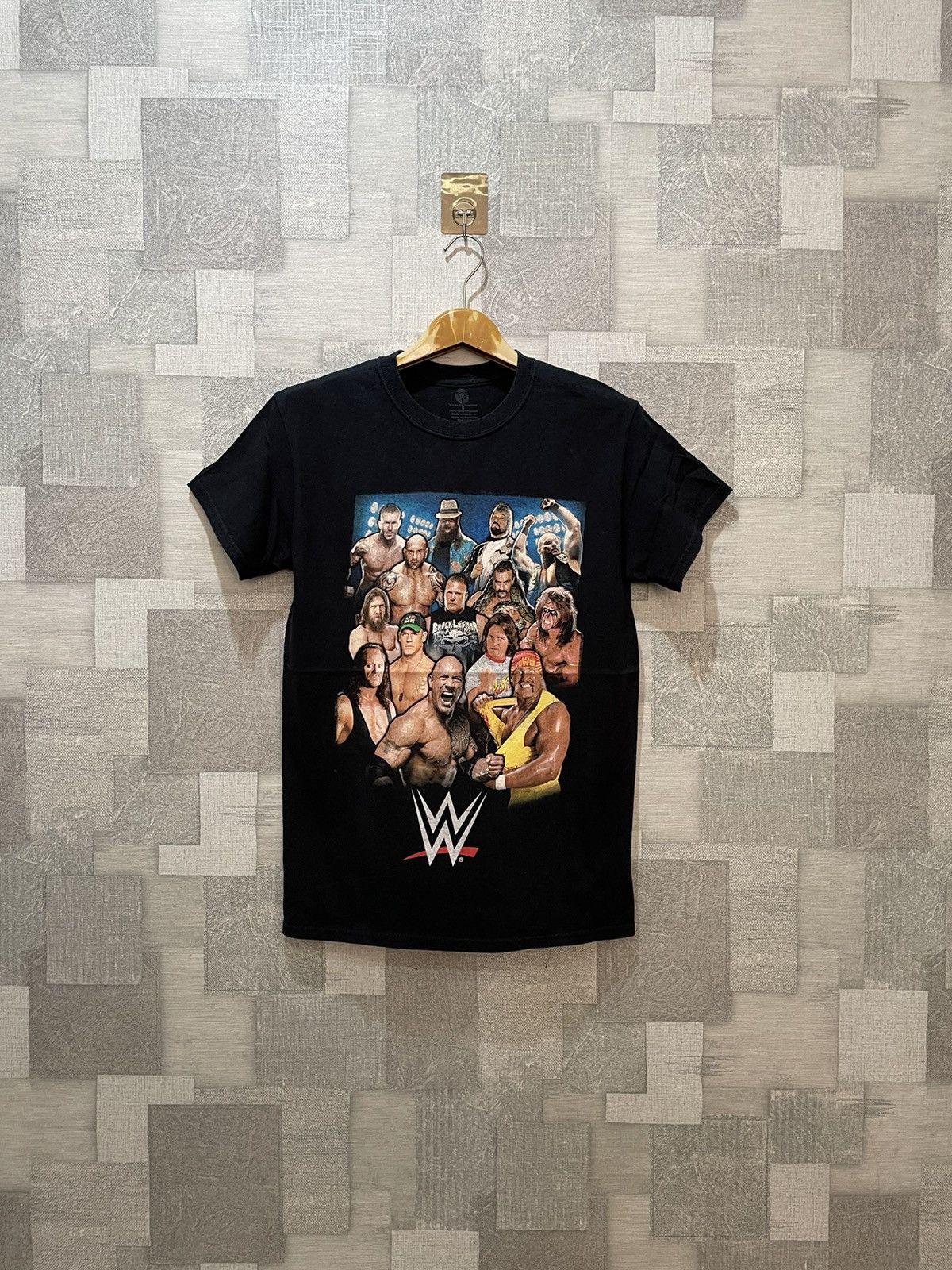WWE × WWF vintage tee WWF ultimate warrior hulk hogan H2 Size US S / EU 44-46 / 1 - 1 Thumbnail