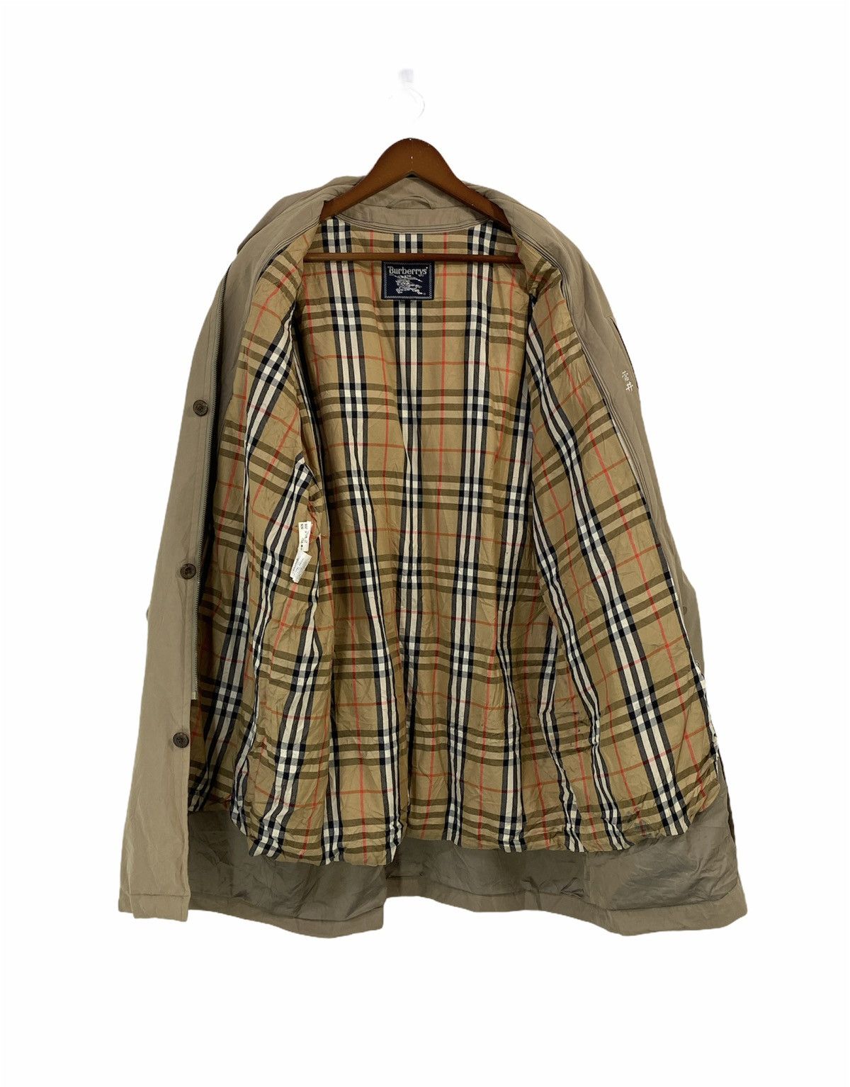Burberry Vintage Burberry Parka Nova Checked Inner Puffer Nice Design Size US L / EU 52-54 / 3 - 1 Thumbnail