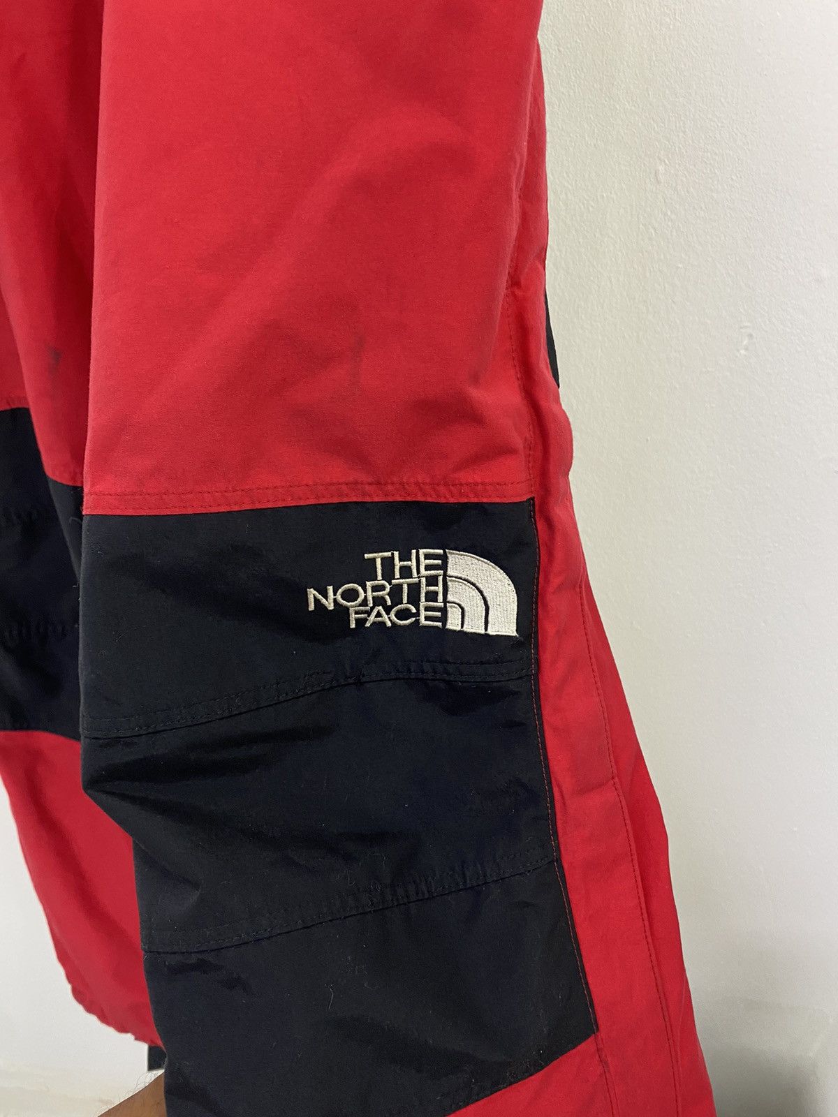 Goretex The North Face Ski Pants Red Black Color Design Size US 34 / EU 50 - 4 Thumbnail