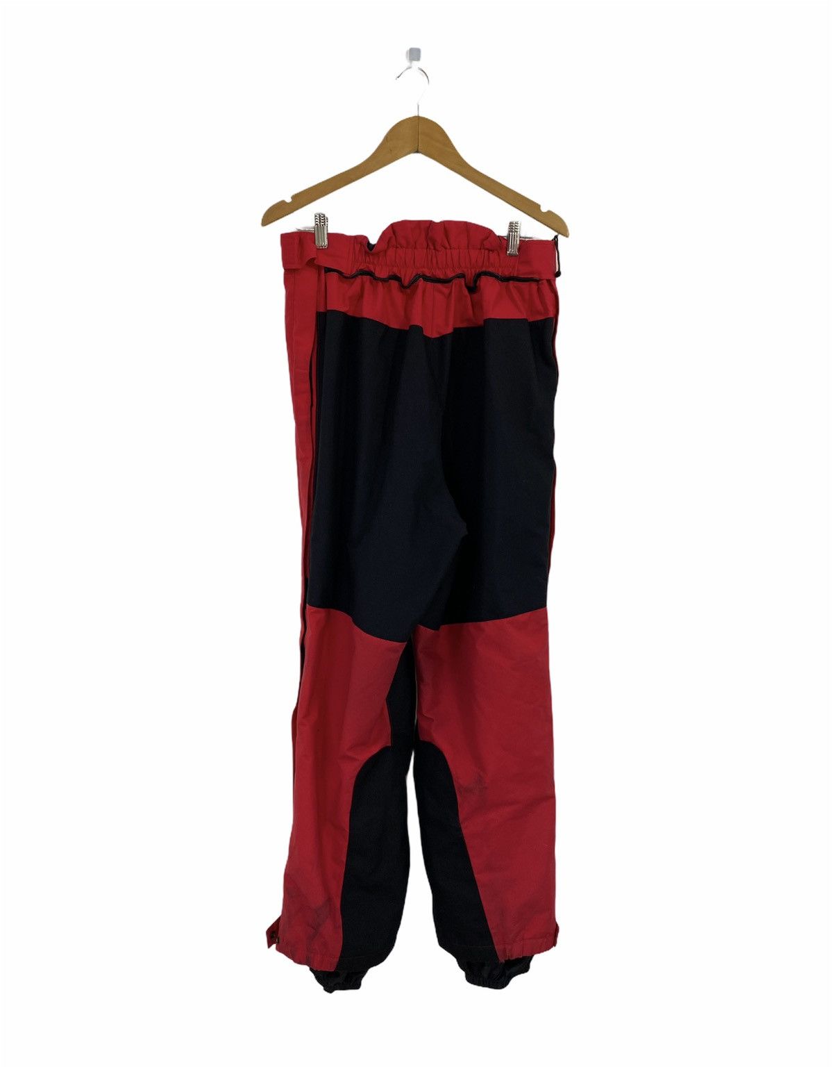 Goretex The North Face Ski Pants Red Black Color Design Size US 34 / EU 50 - 2 Thumbnail