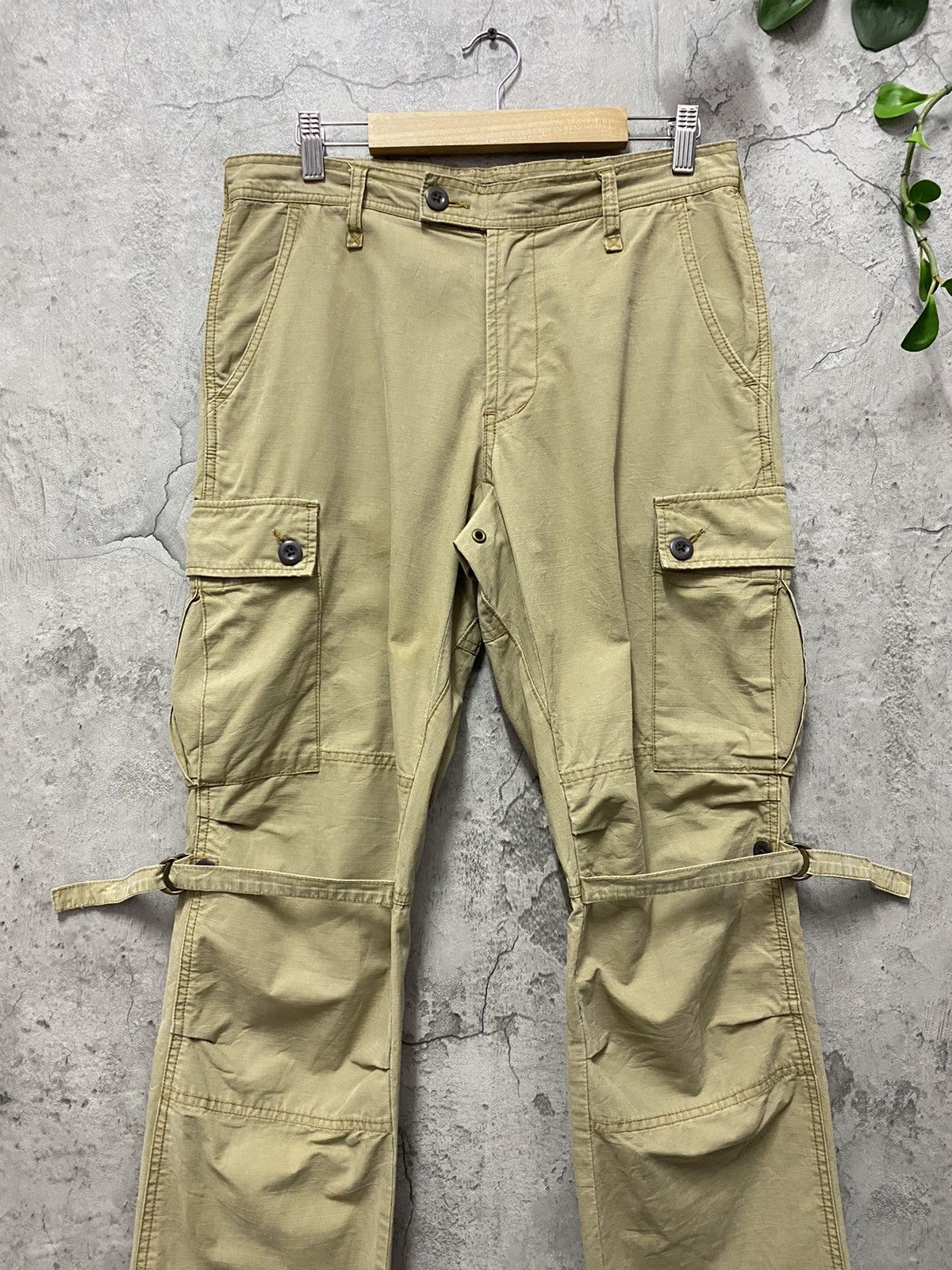 Designer Disciple Japan Parachute Bondage Multi Pocket Cargo Pants Size US 32 / EU 48 - 4 Thumbnail
