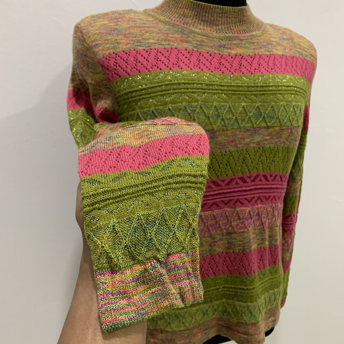 Aran Isles Knitwear × Designer LOBJIE Aran Navajo Native Isle like Coogi Knitwear Sweater Size M / US 6-8 / IT 42-44 - 9 Thumbnail