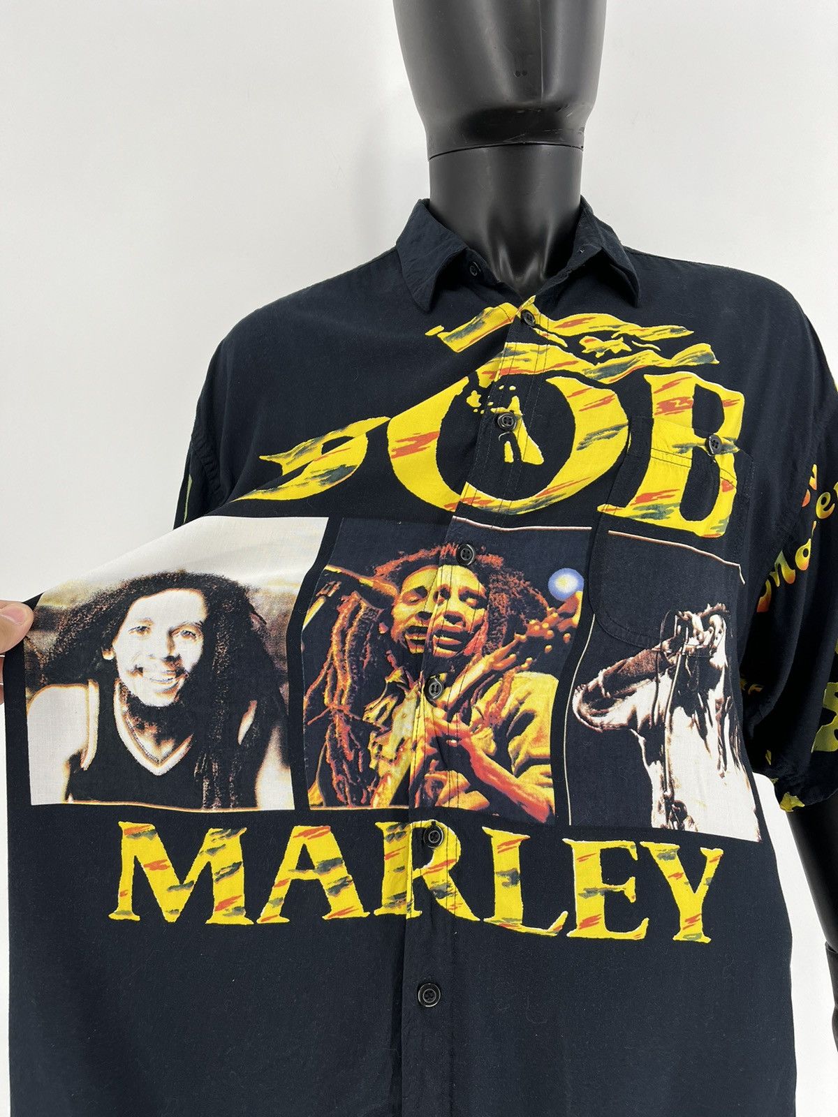 Bob Marley × Vintage Vintage 90s Bob Marley Full Print Shirt Travis Style Size US XL / EU 56 / 4 - 7 Thumbnail