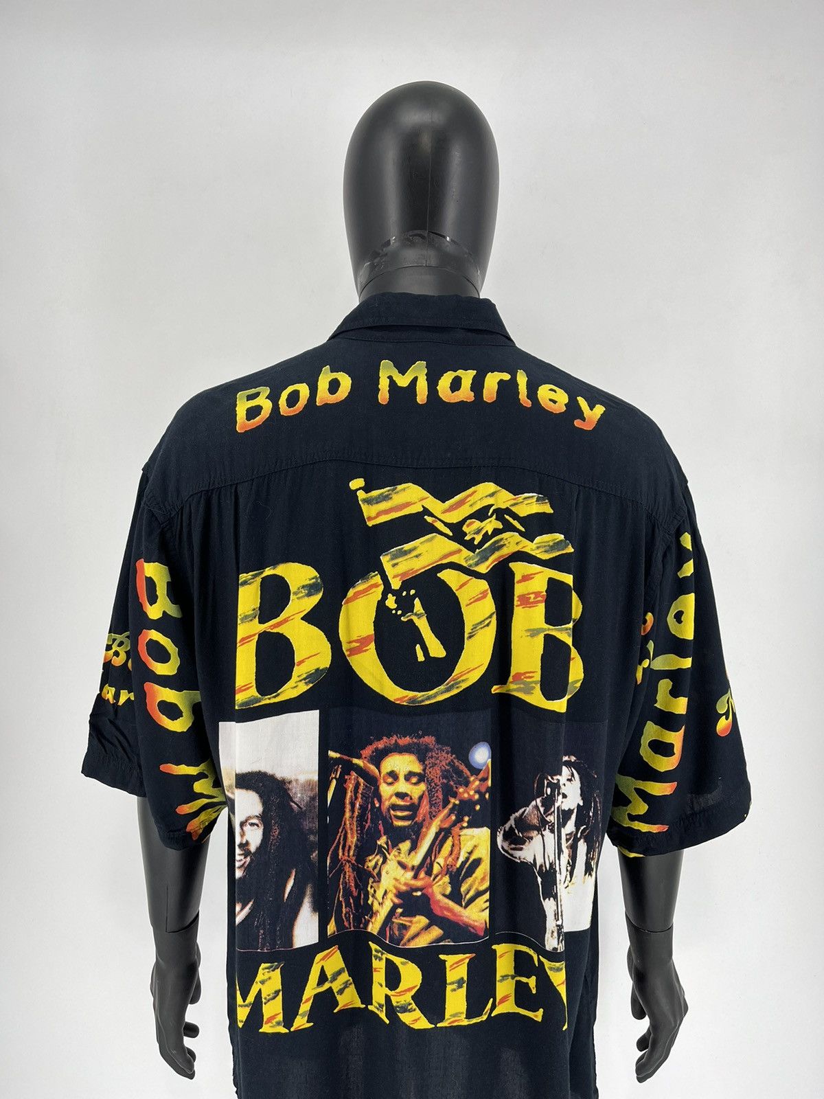 Bob Marley × Vintage Vintage 90s Bob Marley Full Print Shirt Travis Style Size US XL / EU 56 / 4 - 9 Thumbnail