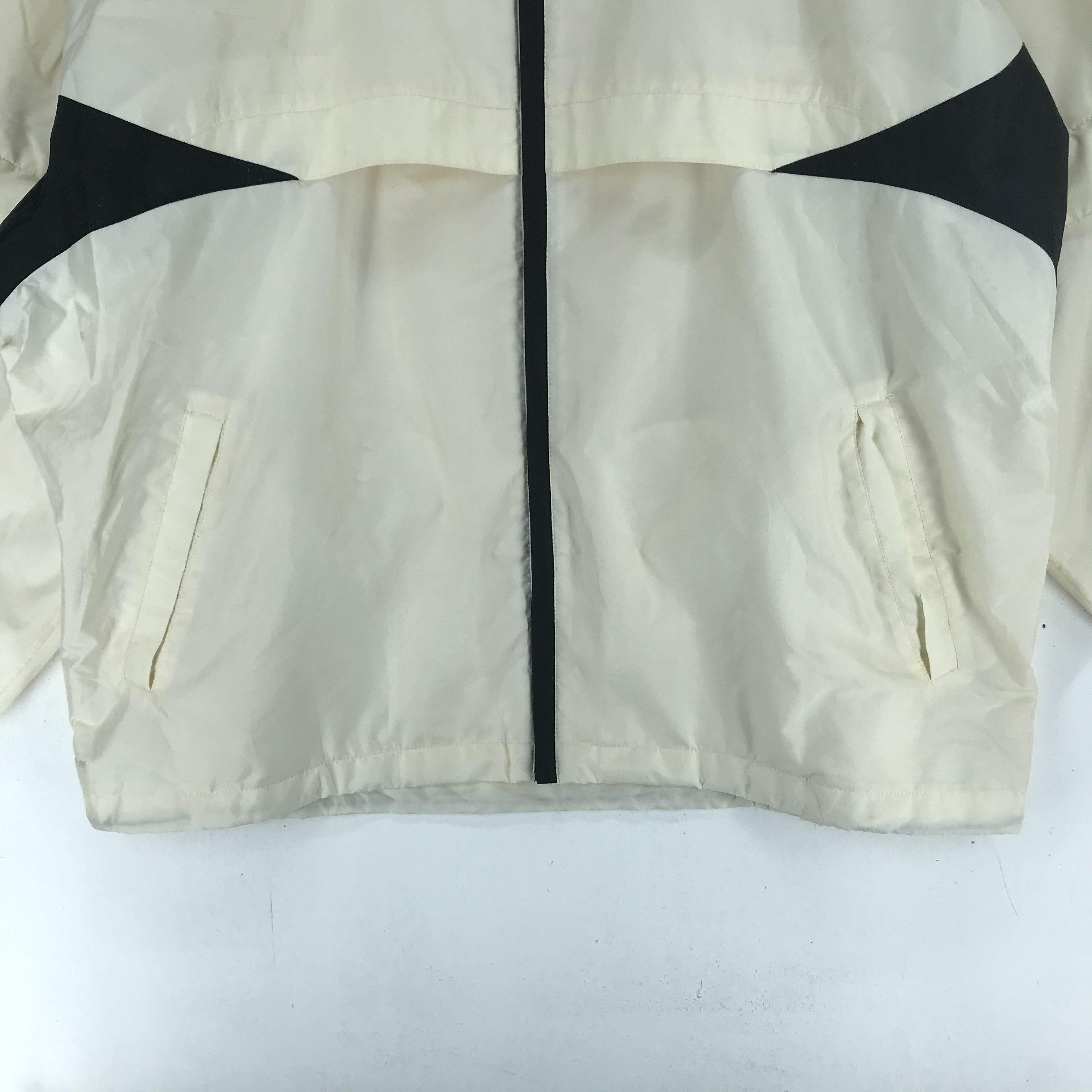 Le Coq Sportif Le Coq Sportif Golf Rain Forcer Light Jacket #2624-104 Size US L / EU 52-54 / 3 - 4 Thumbnail