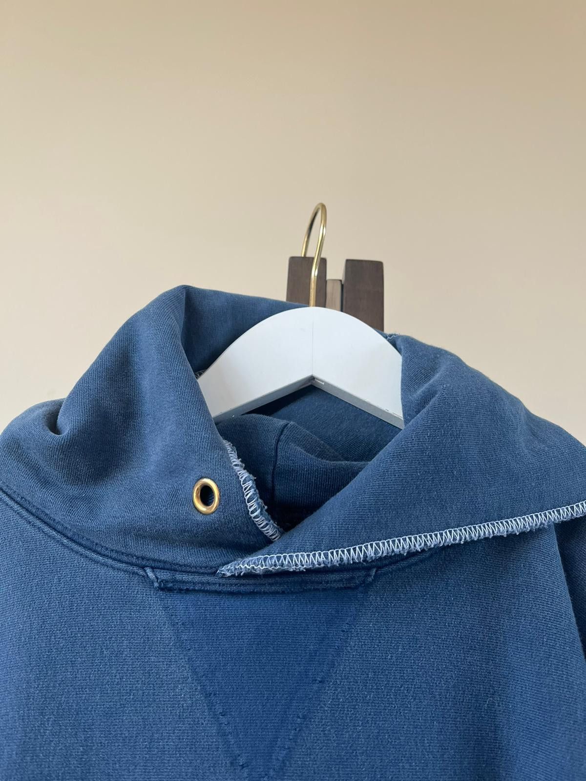 Maison Margiela Pullover Hoodie in Blue Size US M / EU 48-50 / 2 - 11 Thumbnail