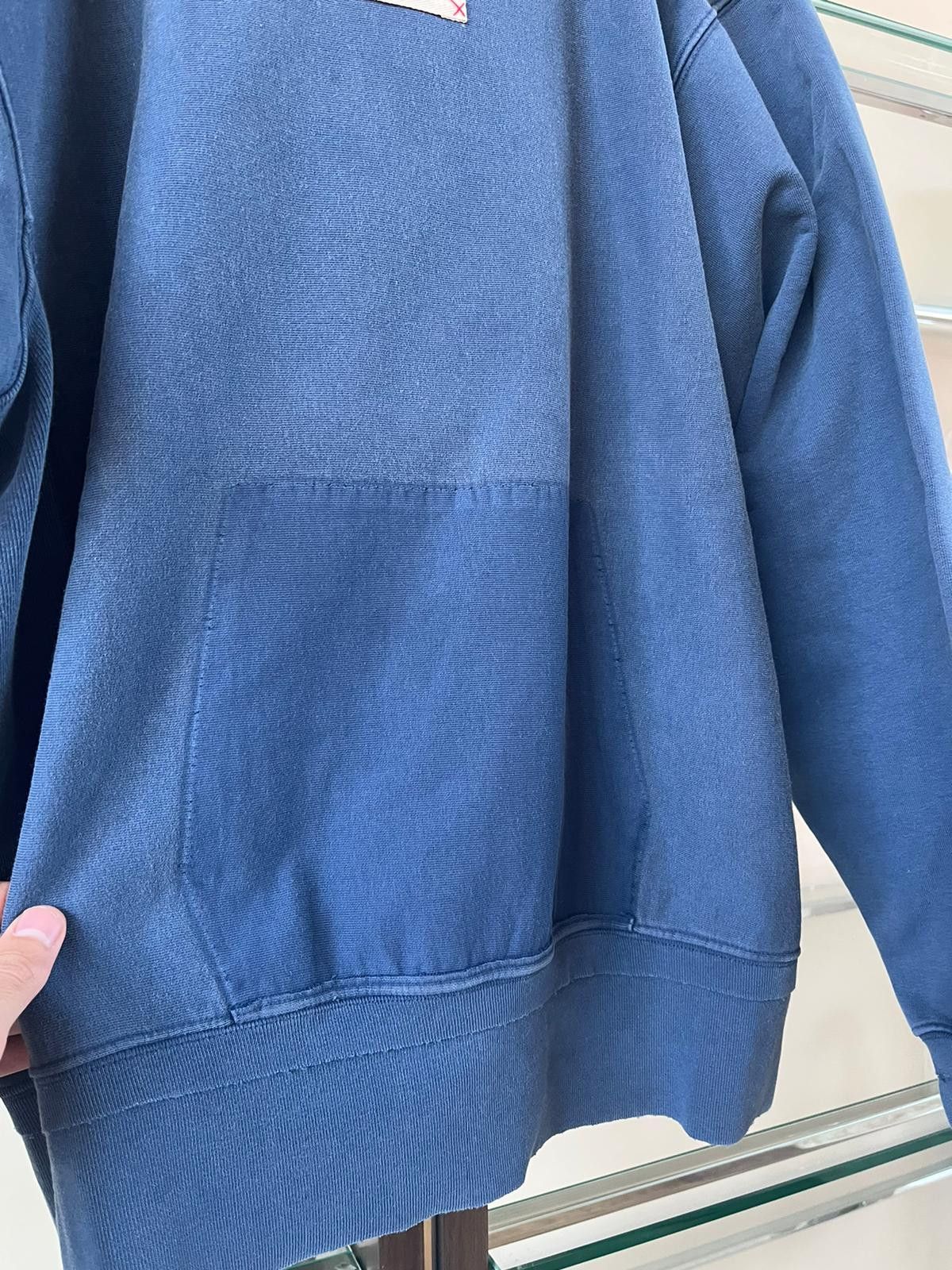 Maison Margiela Pullover Hoodie in Blue Size US M / EU 48-50 / 2 - 9 Thumbnail