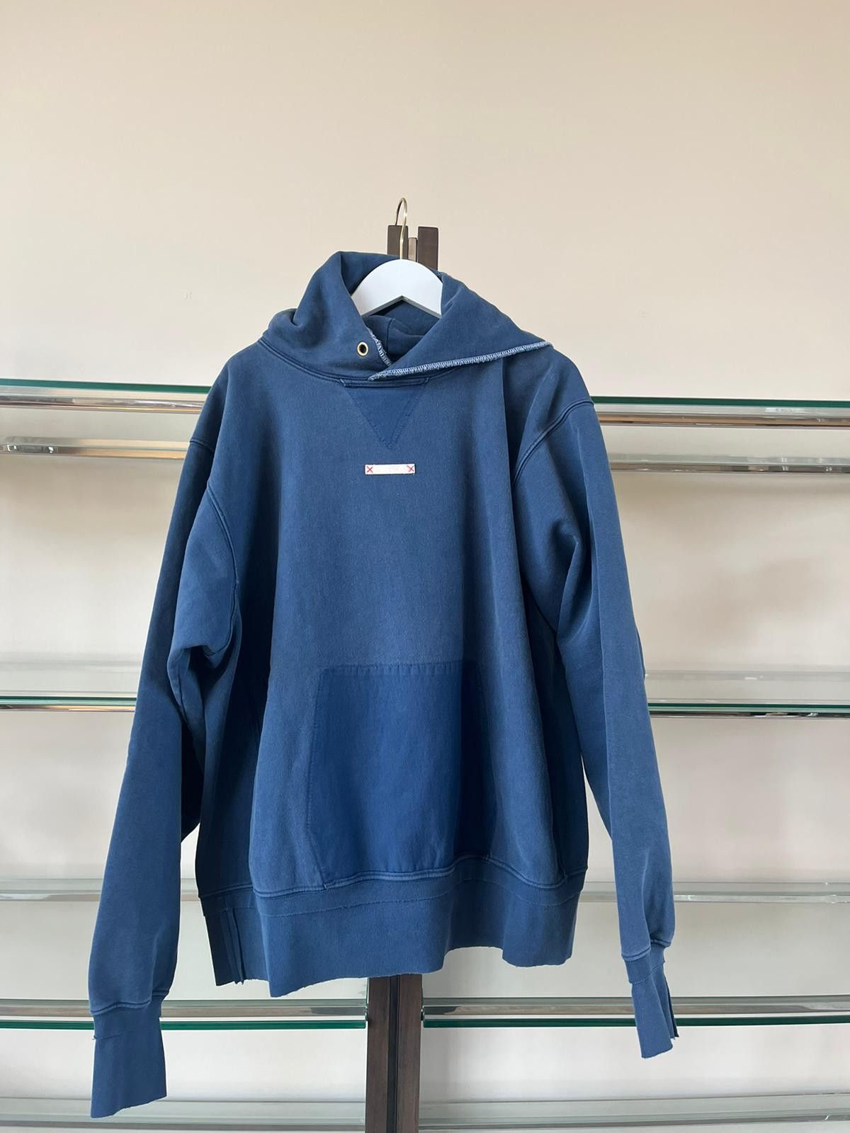 Maison Margiela Pullover Hoodie in Blue Size US M / EU 48-50 / 2 - 7 Thumbnail