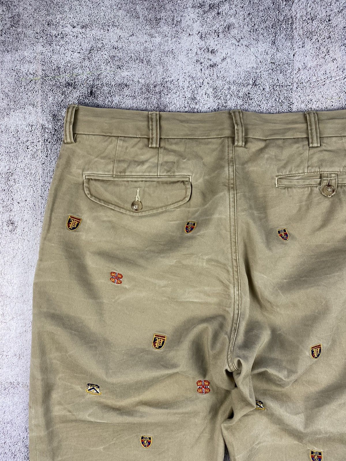 Polo Ralph Lauren Vintage Polo Ralph Lauren embroidered patches chino pants Size US 34 / EU 50 - 9 Thumbnail