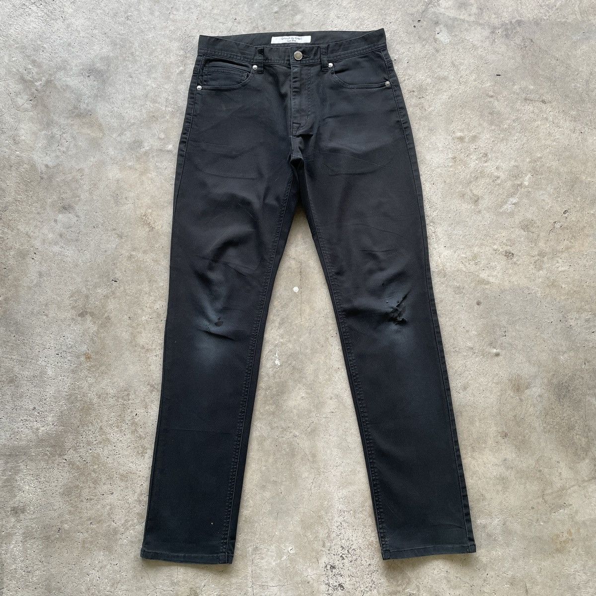 Japanese Brand Vintage Japanese Brand Black Regular Skinny Trousers Pants Size US 29 - 1 Thumbnail