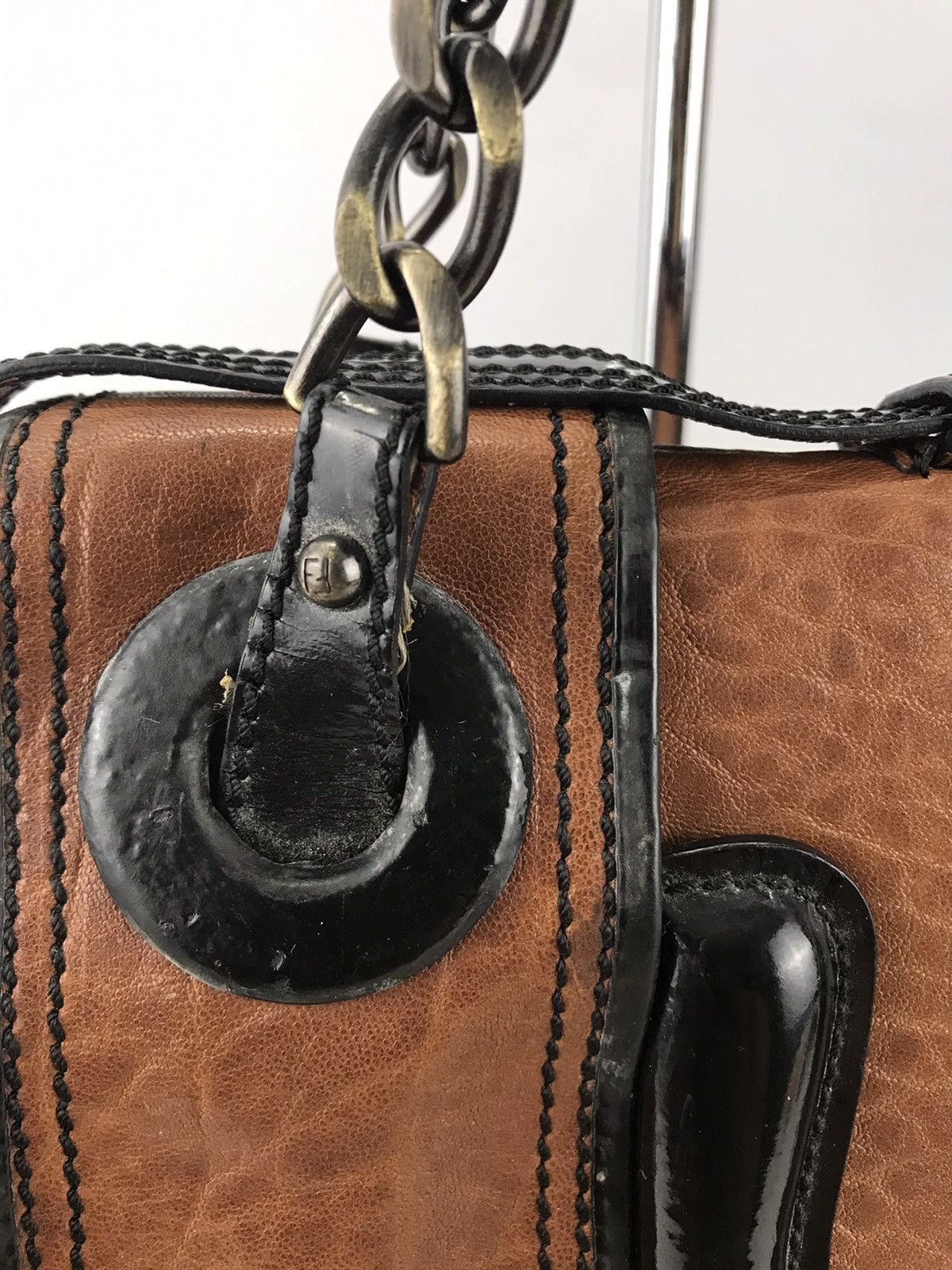 Fendi ❌Last Drop❌ Auth Fendi Vernice Nappa Tobacco Shoulderbag Size ONE SIZE - 4 Thumbnail