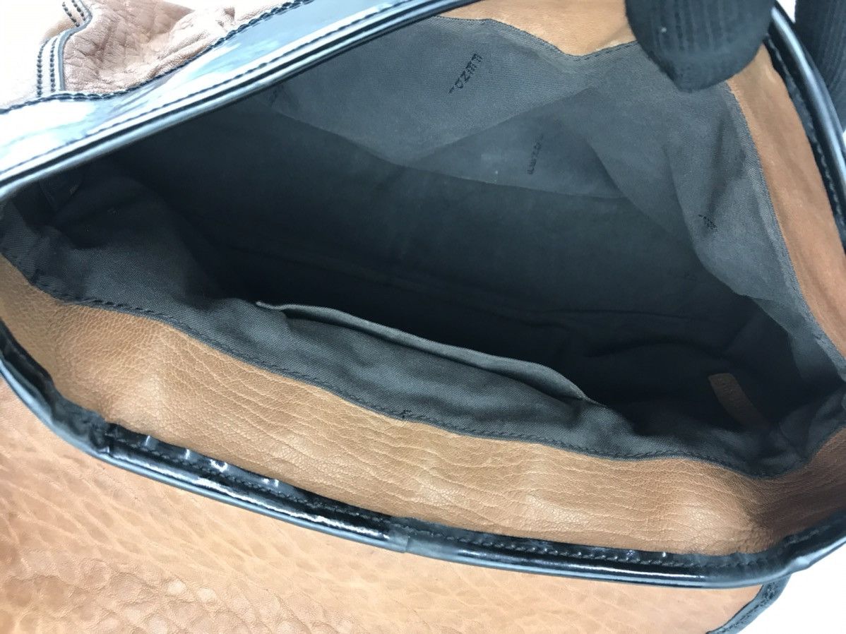 Fendi ❌Last Drop❌ Auth Fendi Vernice Nappa Tobacco Shoulderbag Size ONE SIZE - 22 Thumbnail