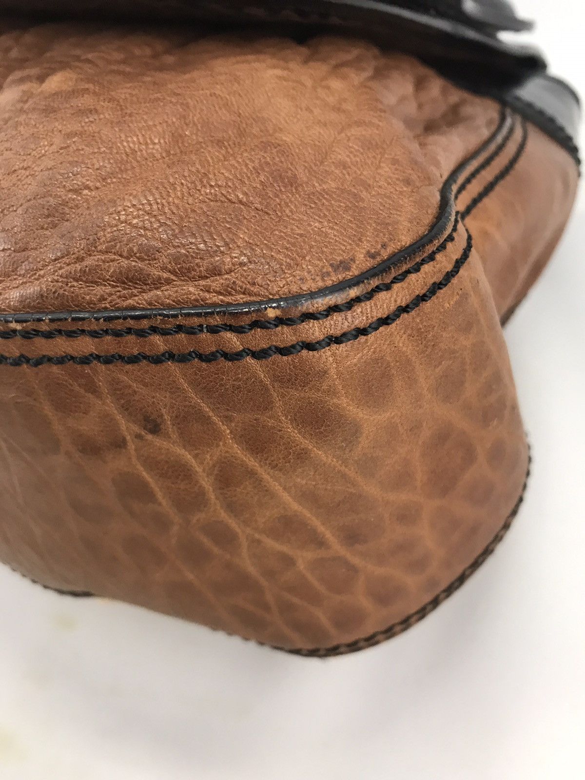Fendi ❌Last Drop❌ Auth Fendi Vernice Nappa Tobacco Shoulderbag Size ONE SIZE - 10 Thumbnail