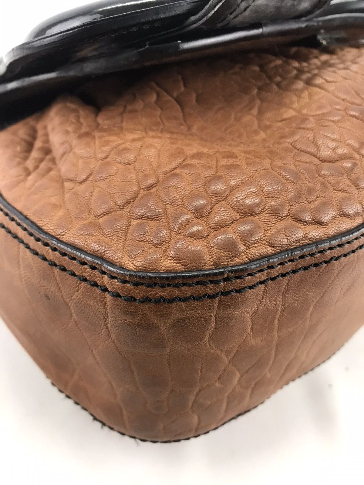 Fendi ❌Last Drop❌ Auth Fendi Vernice Nappa Tobacco Shoulderbag Size ONE SIZE - 11 Thumbnail