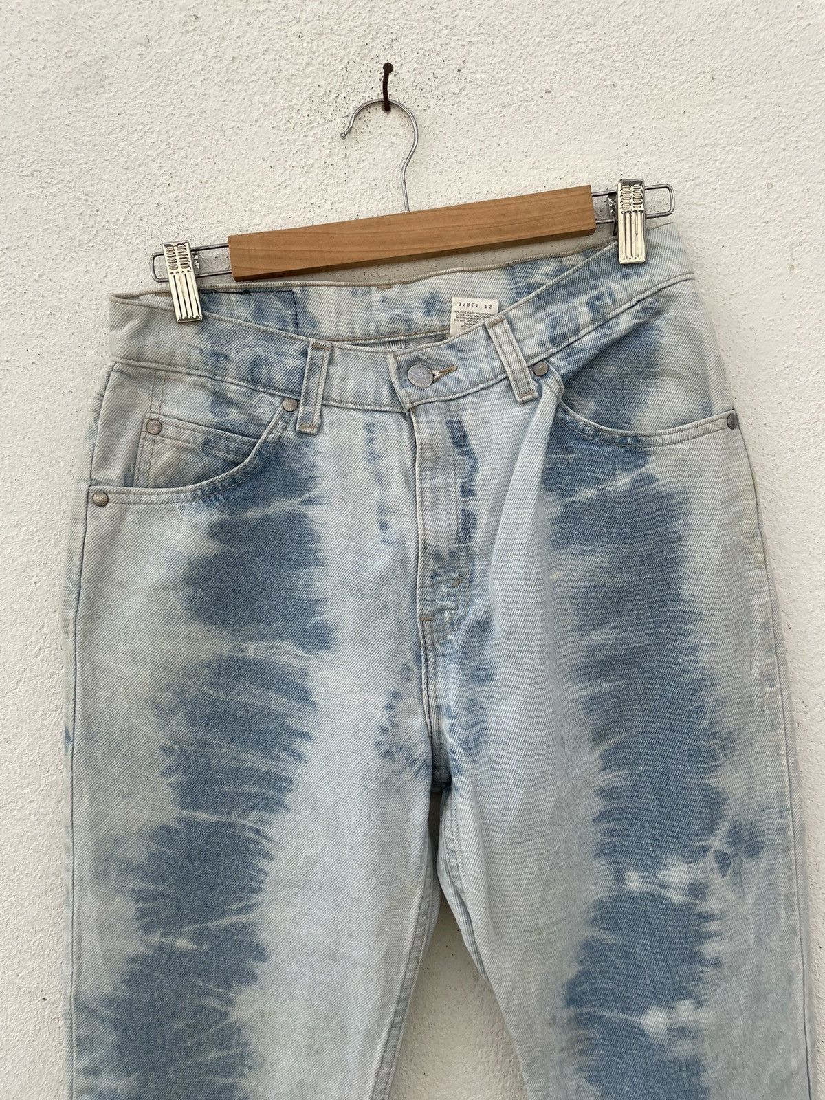 Levi's Levi’s 504 L2 Flare Jeans Size US 28 / EU 44 - 2 Thumbnail