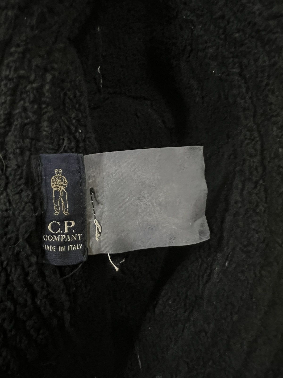 C.P. Company NWT CP Company 🇮🇹 Wavefarer Logo Fur Winter Bucket Hats Size ONE SIZE - 7 Thumbnail