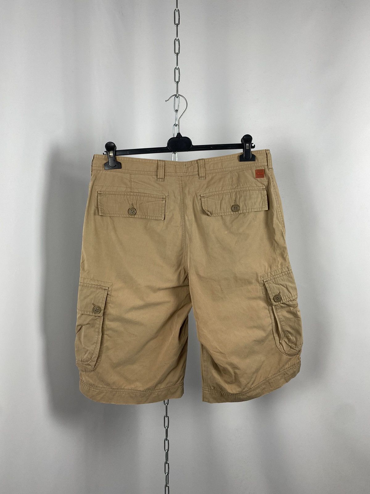 Hugo Boss Hugo Boss cargo shorts beige streetwear size XL Size US 32 / EU 48 - 8 Thumbnail