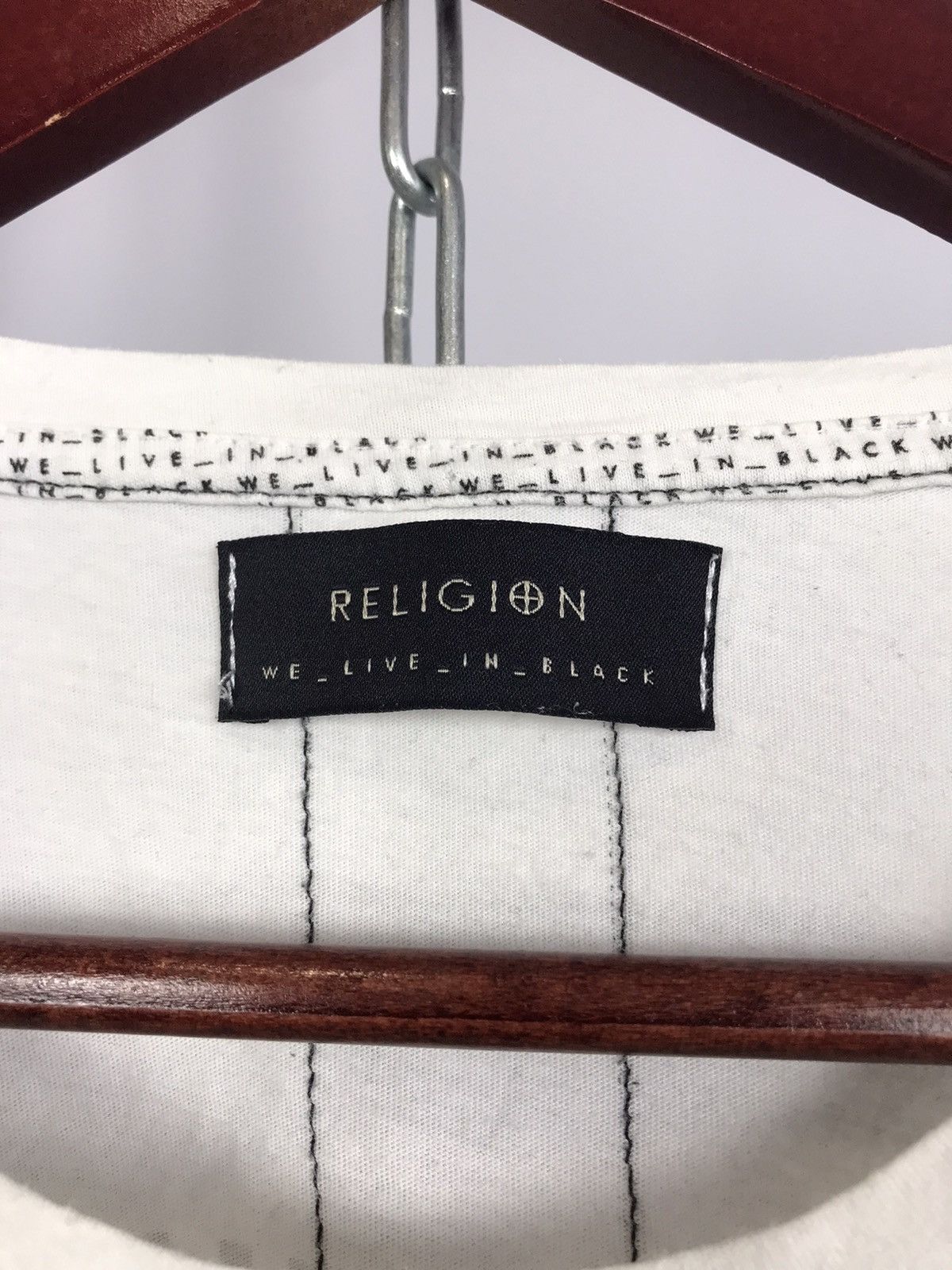 Vintage Religion luxury streetwear white tee Size US L / EU 52-54 / 3 - 3 Thumbnail