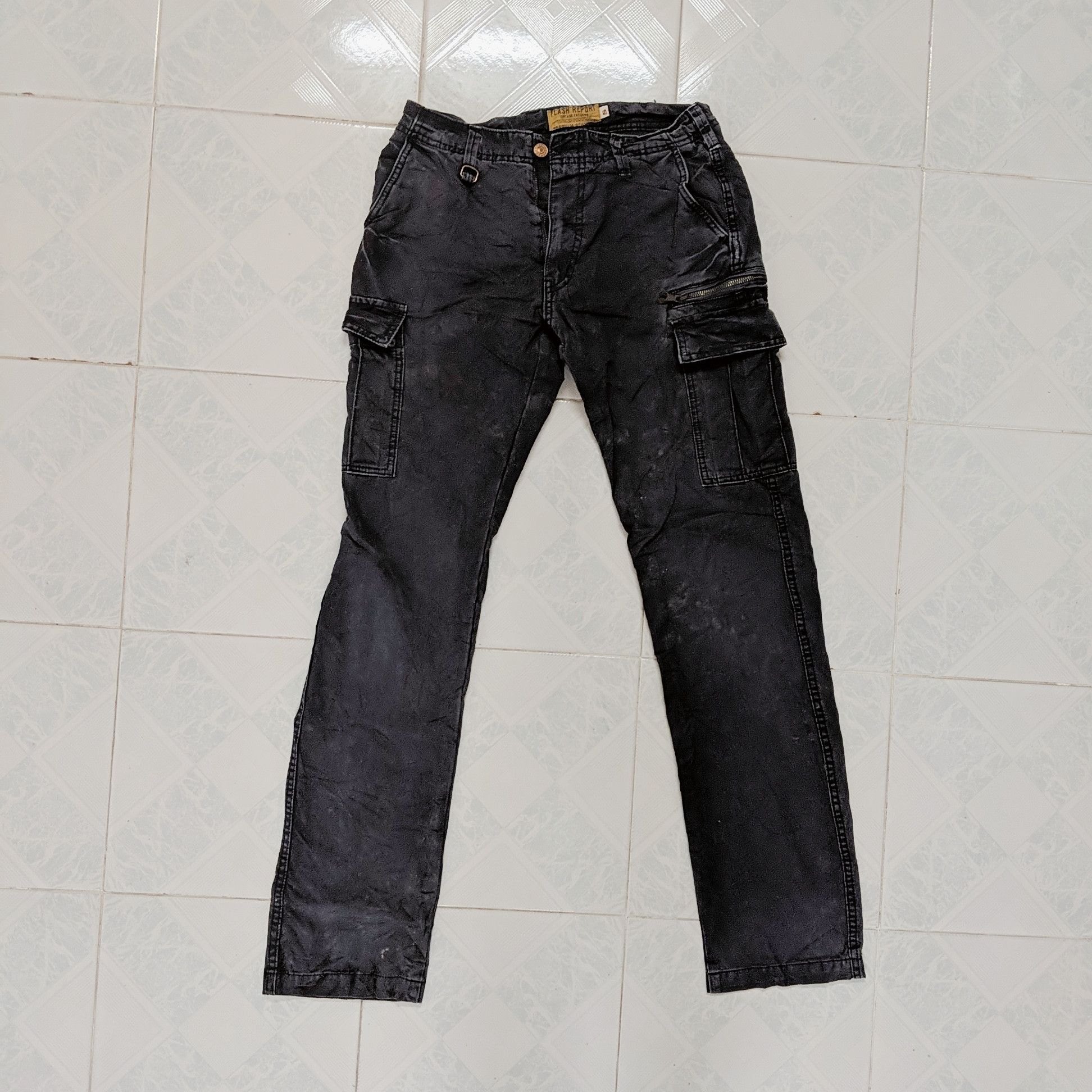 image of Utility Pro Wear x Vintage Flash Report Utility Tactical Dirty Cargo Pants in Faded Black (Size 28)