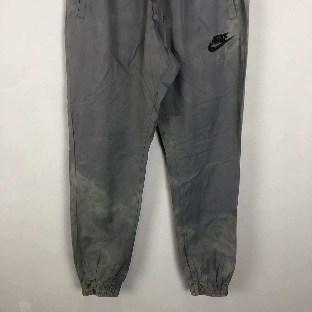 Nike DLL Nike worn faded thrased Grey Jogger Pants #c1275 Size US 29 - 3 Thumbnail