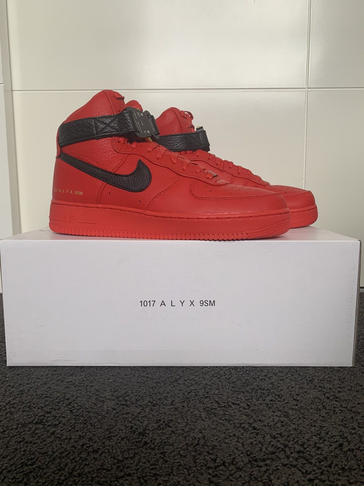 alyx air force 1 red