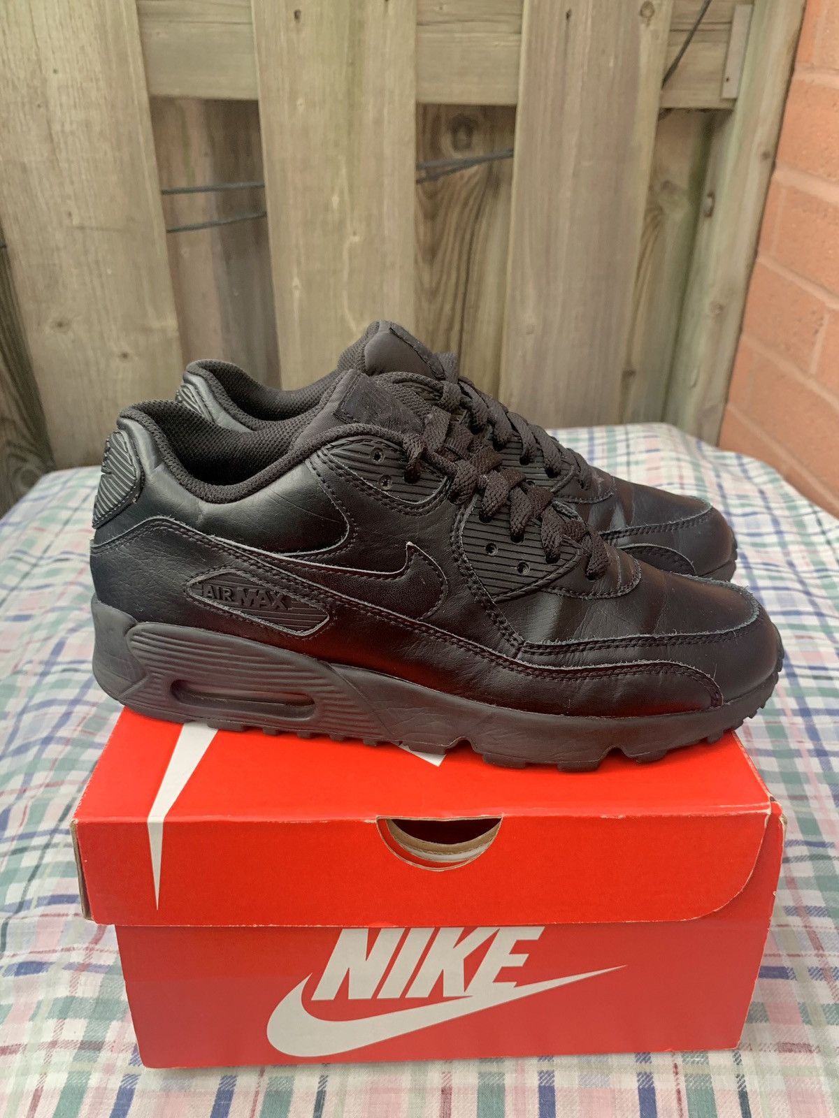 Nike Air Max 90 Triple Black Size US 7 / EU 40 - 1 Thumbnail