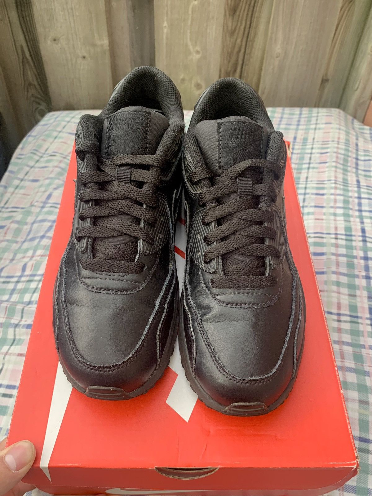 Nike Air Max 90 Triple Black Size US 7 / EU 40 - 2 Thumbnail