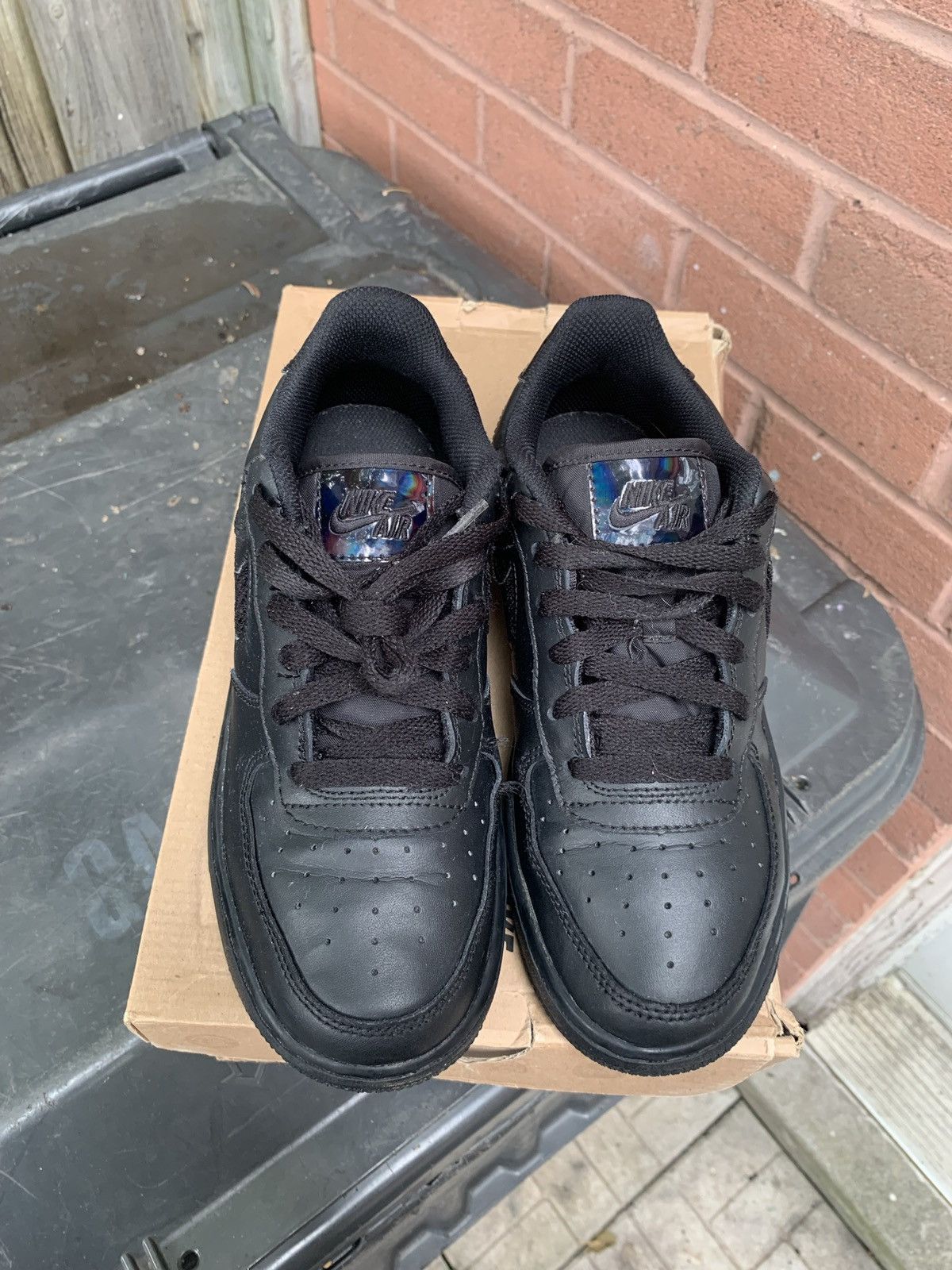 Nike Air Force One Low LV8 BG Black Size US 5.5 / EU 38 - 2 Thumbnail