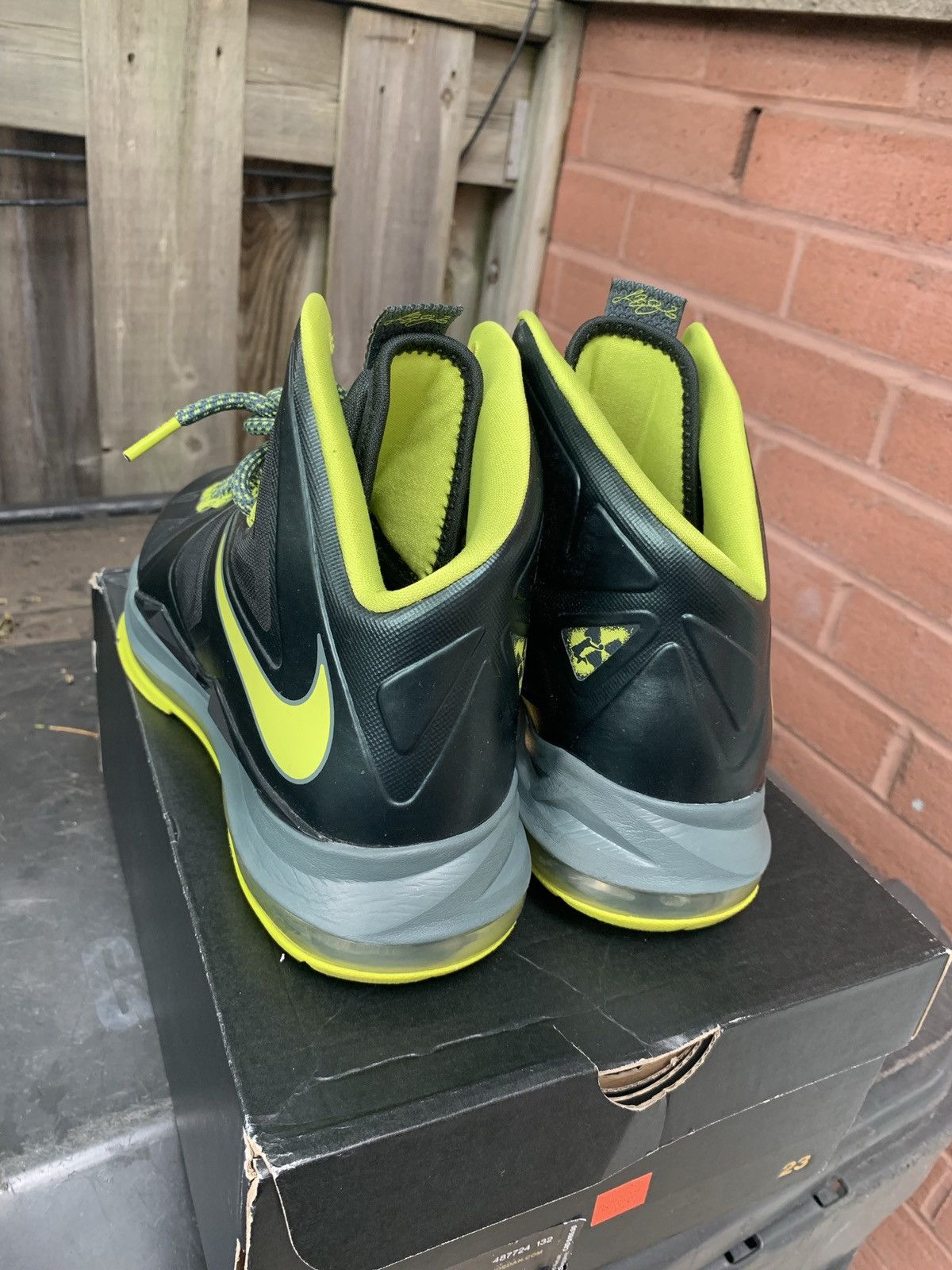 Nike LeBron 10 Dunkman 2012 Size US 9 / EU 42 - 4 Thumbnail