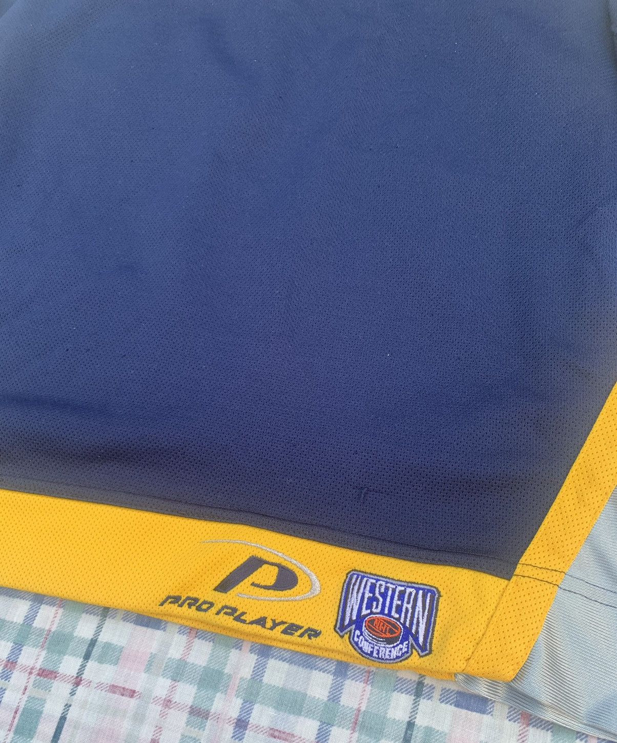 NHL Vintage CCM Nashville Predators NHL Jersey Size US XS / EU 42 / 0 - 6 Thumbnail