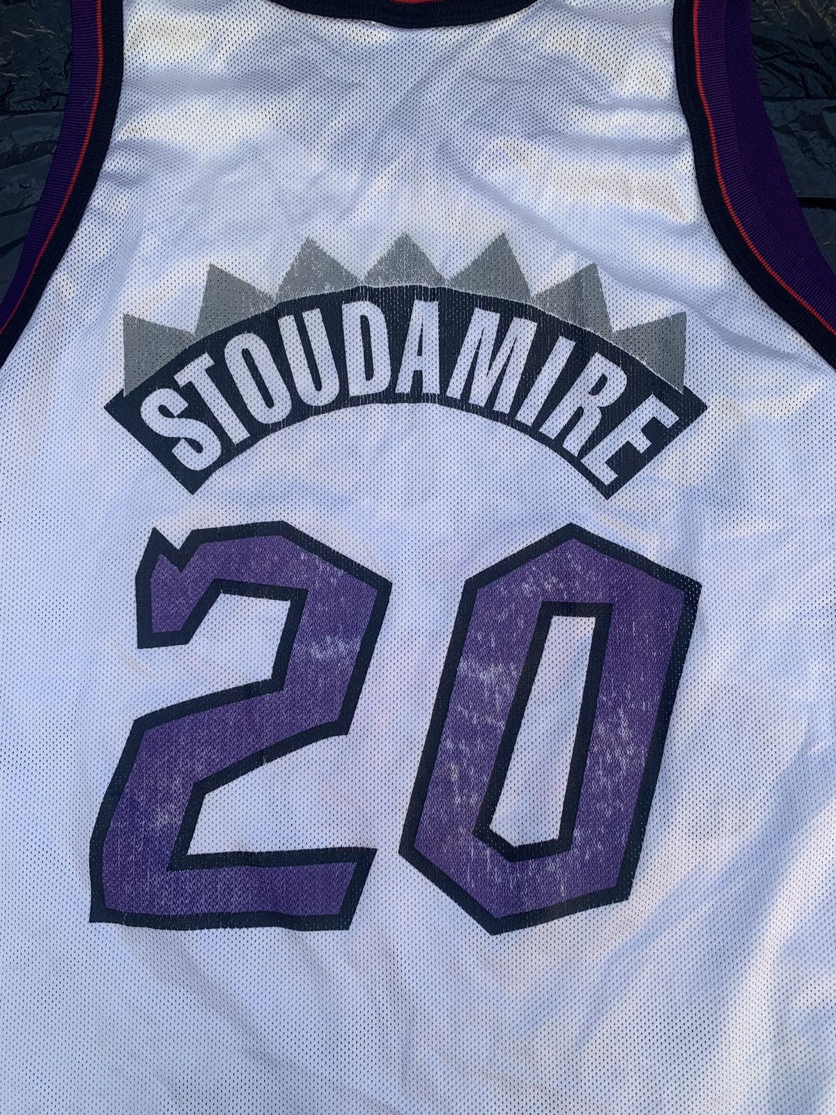 Champion Vintage Champion Toronto Raptors Damon Stoudamire NBA Jersey Size US M / EU 48-50 / 2 - 6 Thumbnail