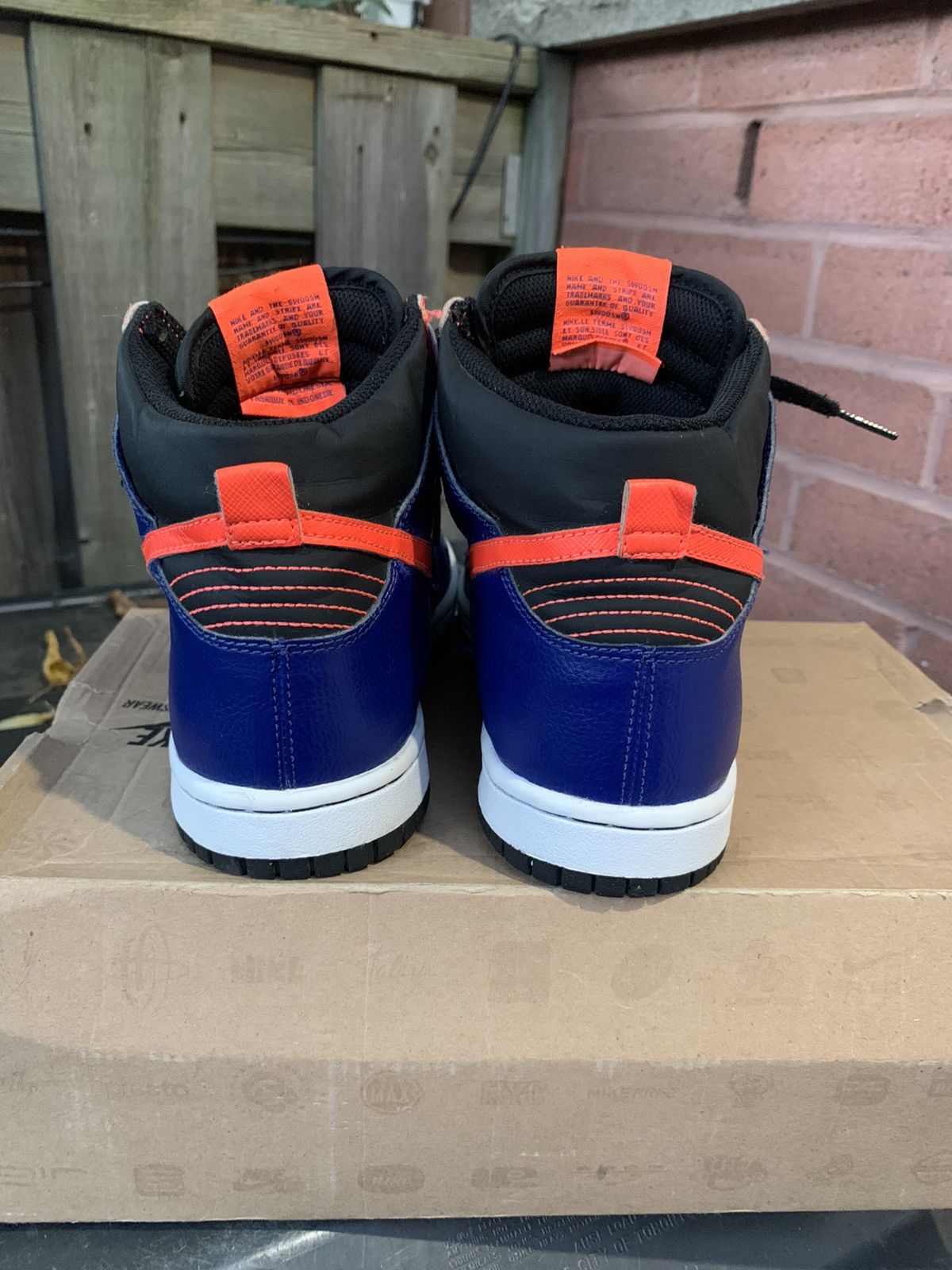 Nike Dunk High Knicks 2012 Size US 5.5 / EU 38 - 4 Thumbnail