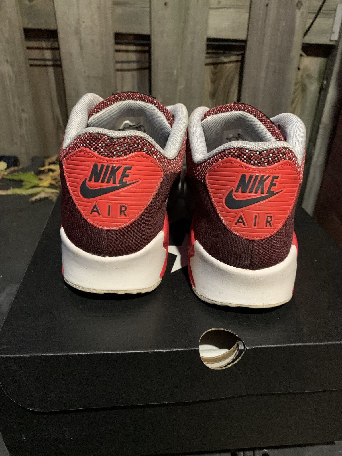 Nike Air Max 90 JCRD Gym Red 2015 Size US 9 / EU 42 - 3 Thumbnail