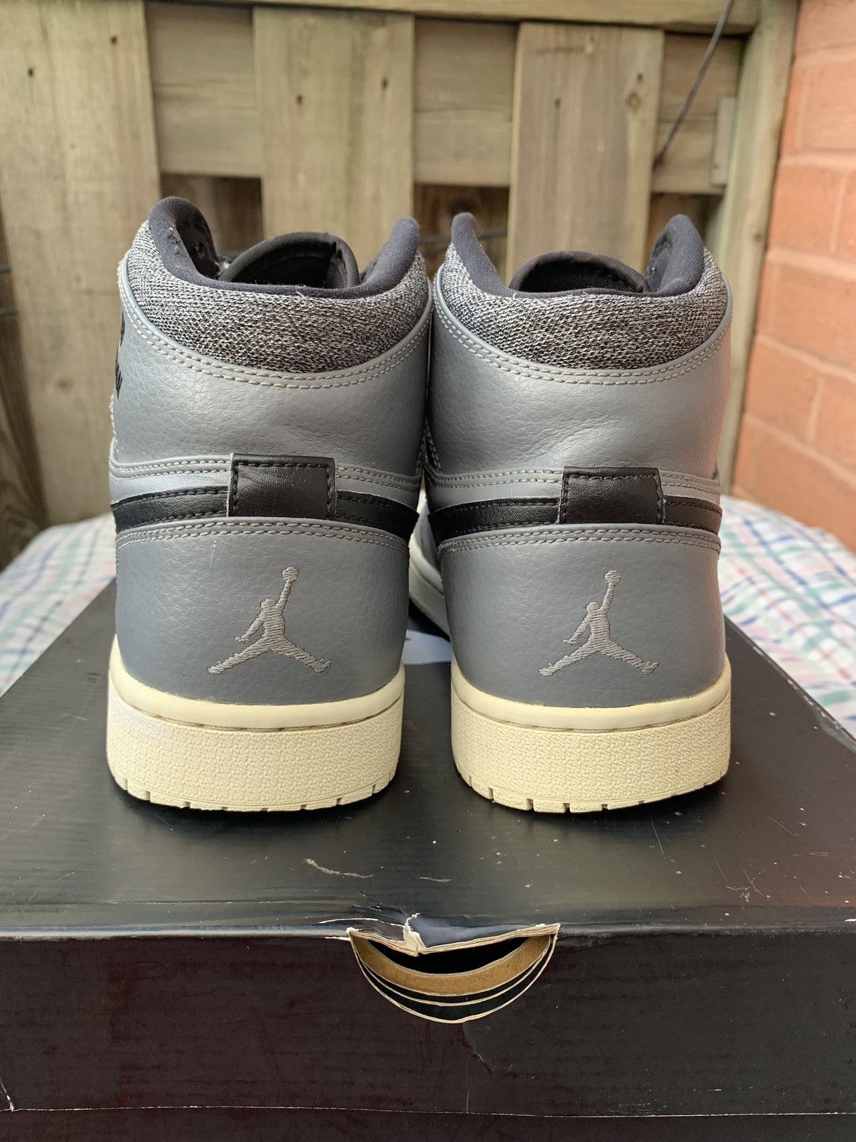 Jordan Brand × Nike Jordan 1 High Rare Air Size US 8.5 / EU 41-42 - 3 Thumbnail