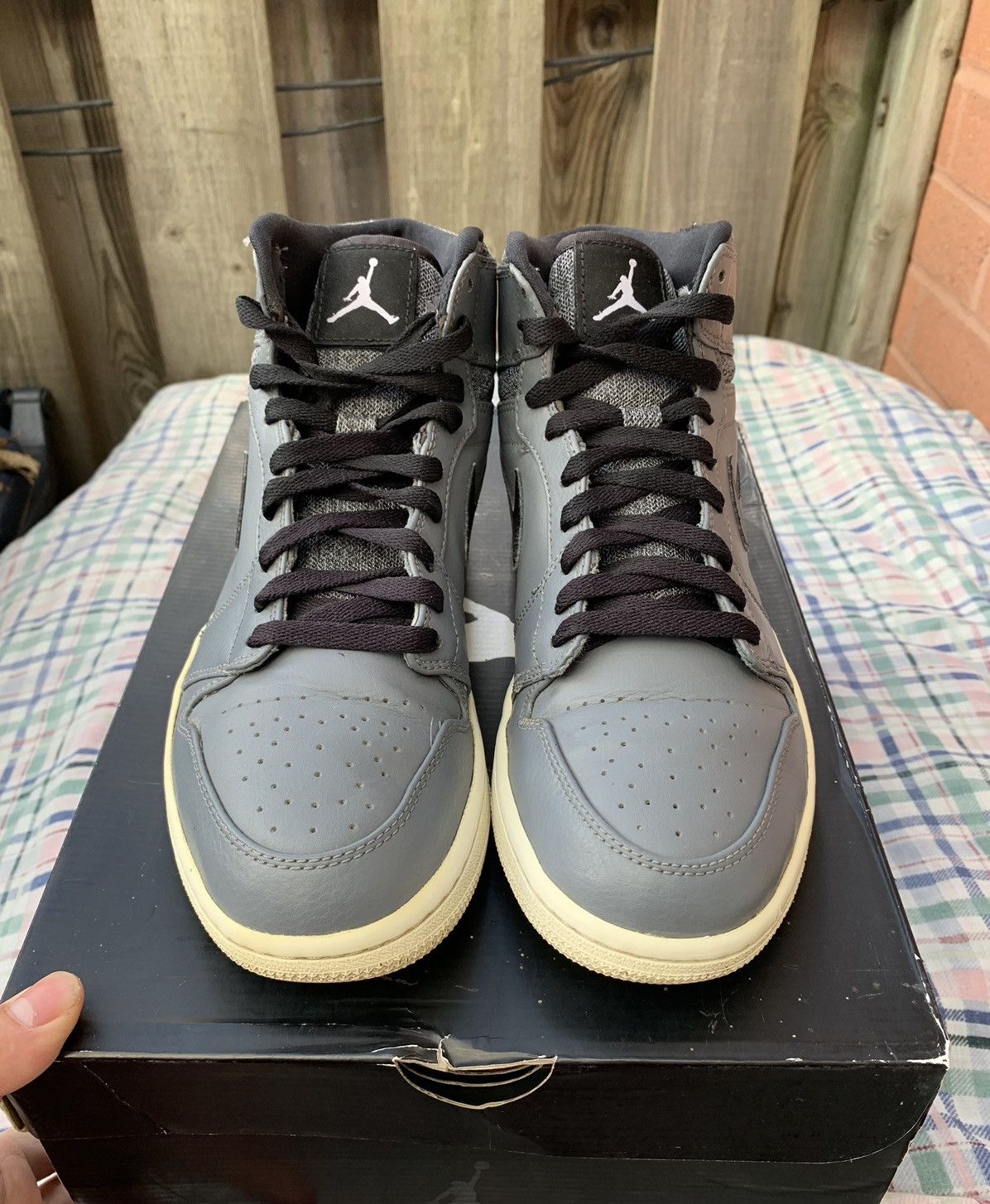 Jordan Brand × Nike Jordan 1 High Rare Air Size US 8.5 / EU 41-42 - 2 Thumbnail
