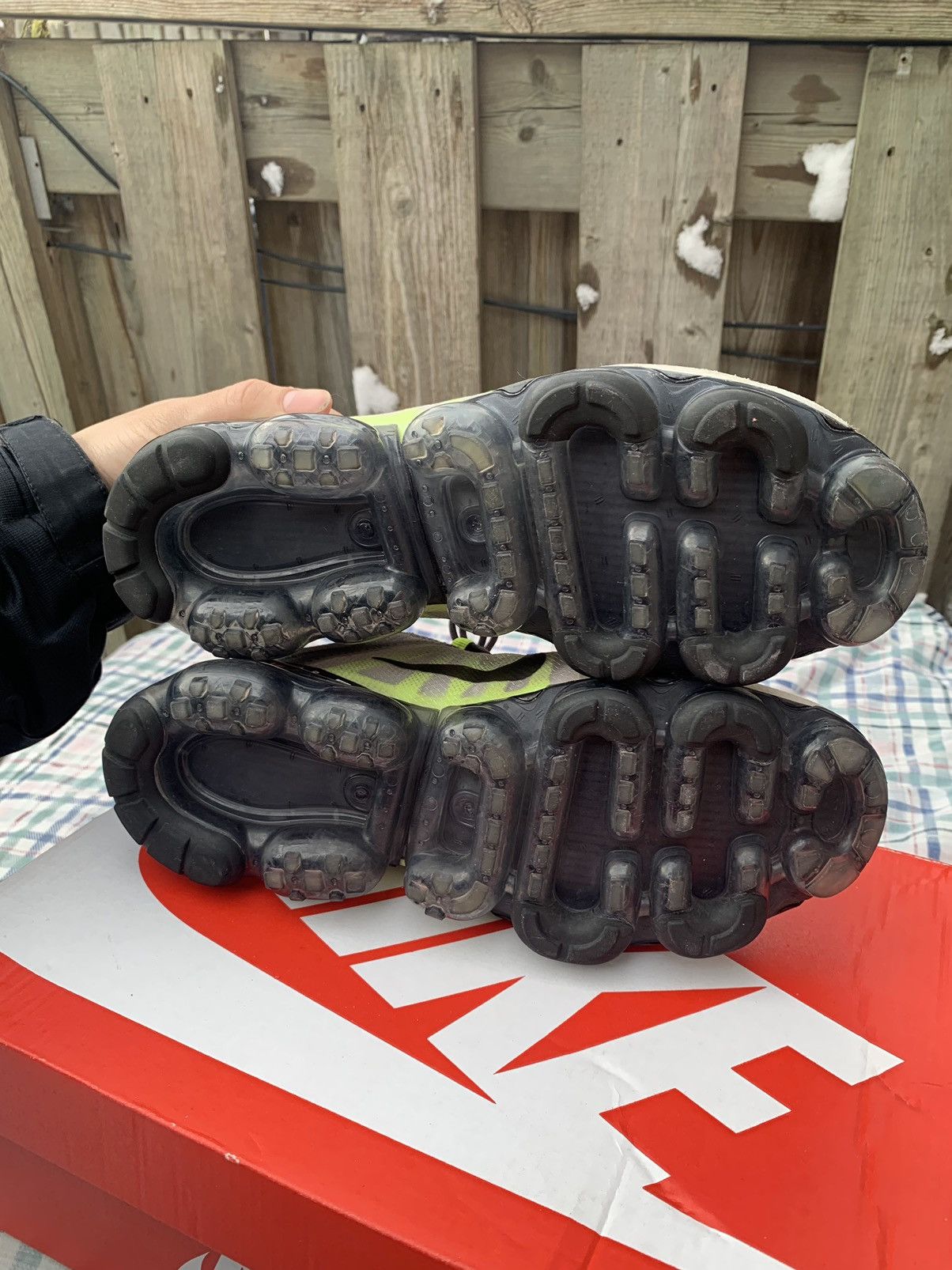 Nike Nike Air VaporMax 2019 Atmosphere Grey - Volt Size US 9 / EU 42 - 6 Thumbnail