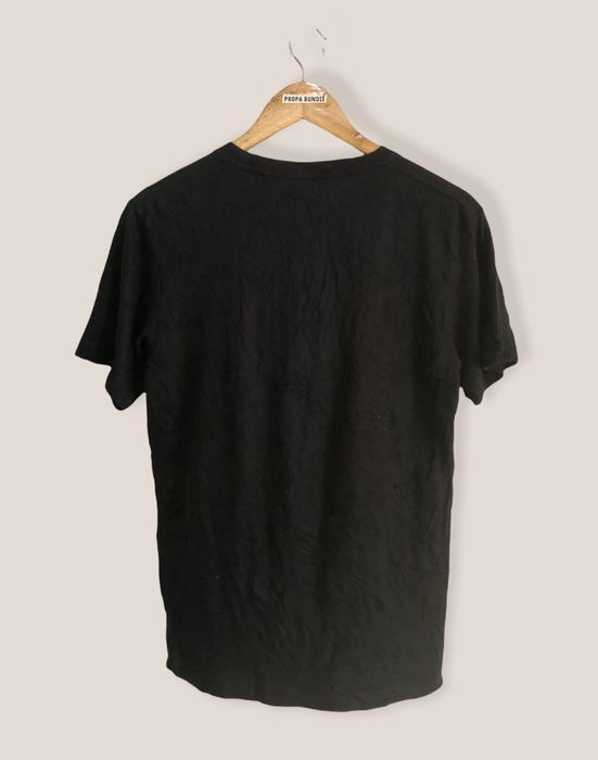 Curated visual reference: Moma Co Branding Reference: Japanese Brand Keith Haring X Uniqlo Moma Special Edition Tshirt